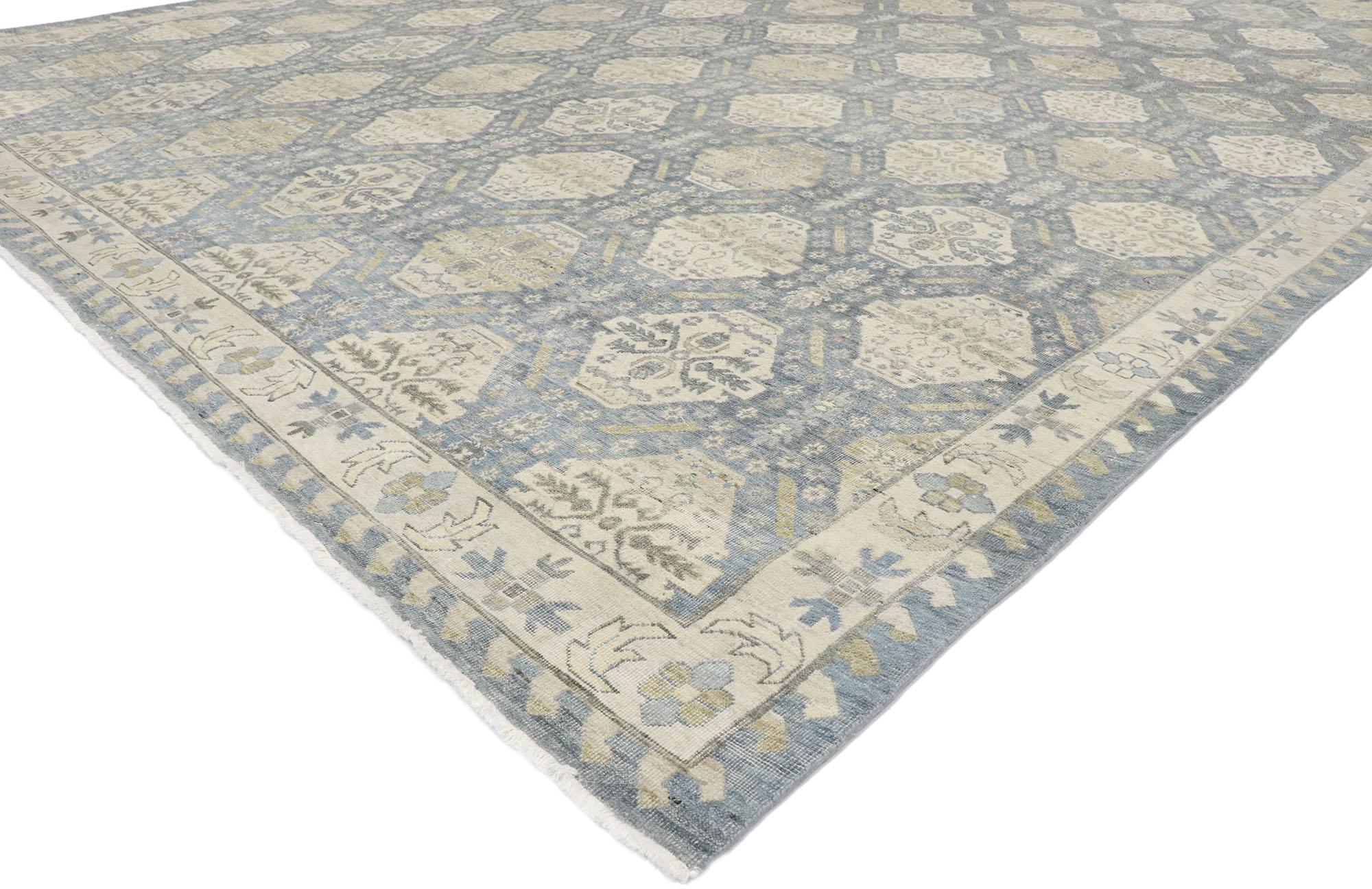 30623, nouveau tapis contemporain de style Oushak au style rustique et côtier. Mélangeant des éléments du monde moderne avec une palette de couleurs tranquilles, ce tapis contemporain Oushak en laine nouée à la main est prêt à impressionner.