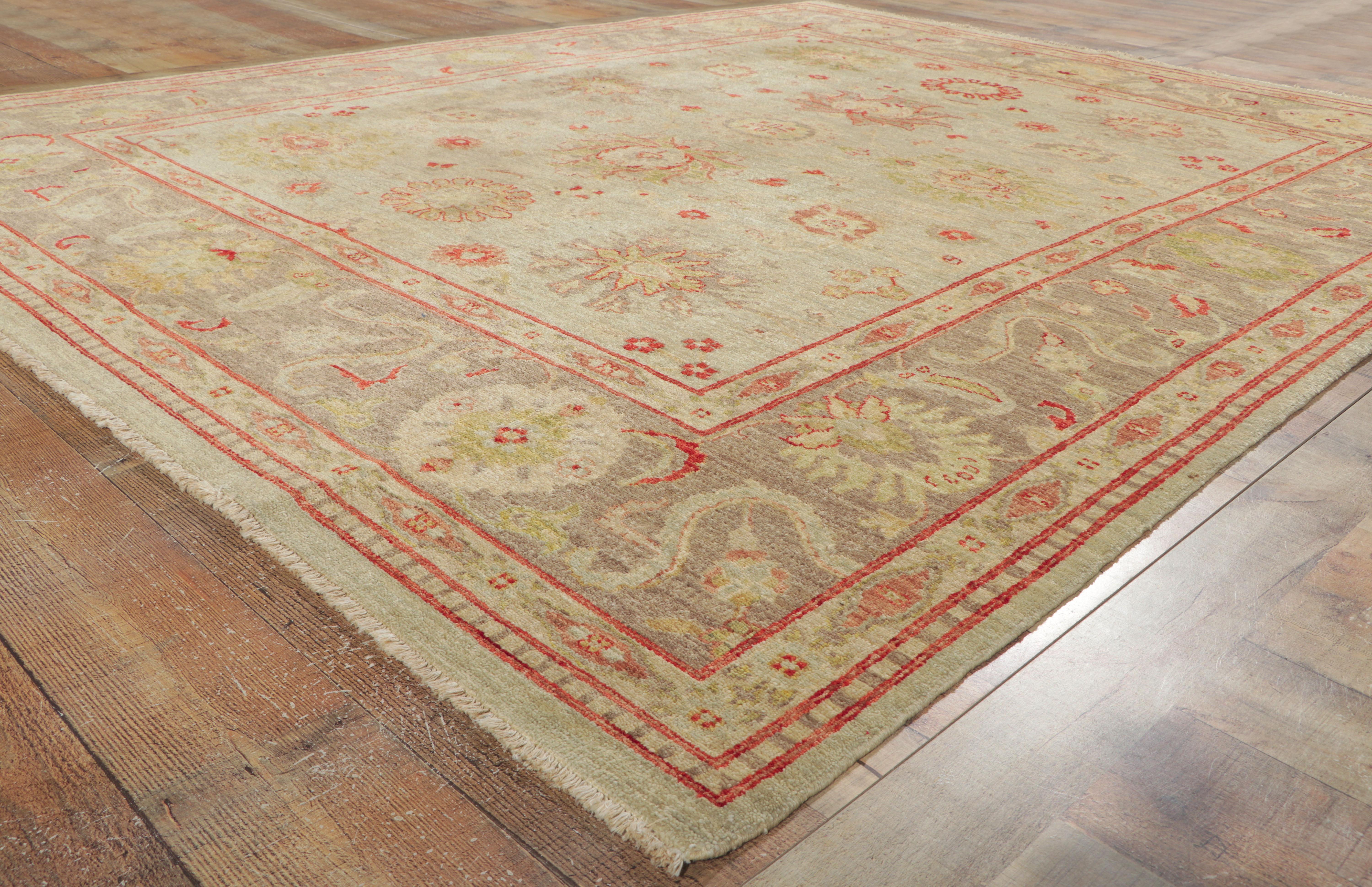 XXIe siècle et contemporain New Contemporary Oushak Carpet with Traditional Style (Nouveau tapis contemporain en oushak avec un style traditionnel) en vente
