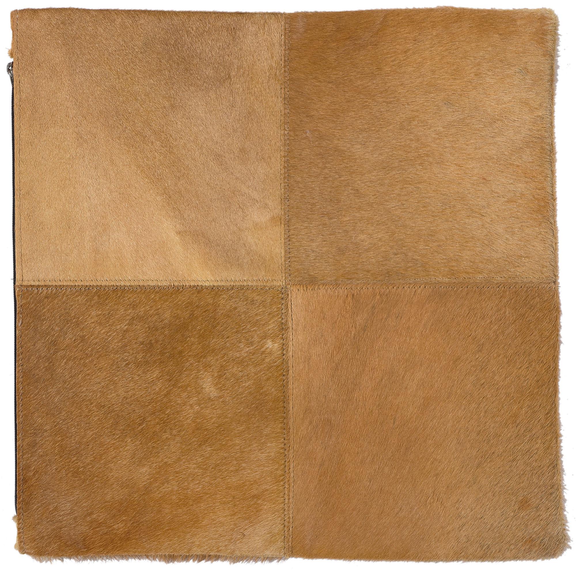 New Contemporary Patchwork Cowhide Pillow Cover con uno stile moderno in vendita 2
