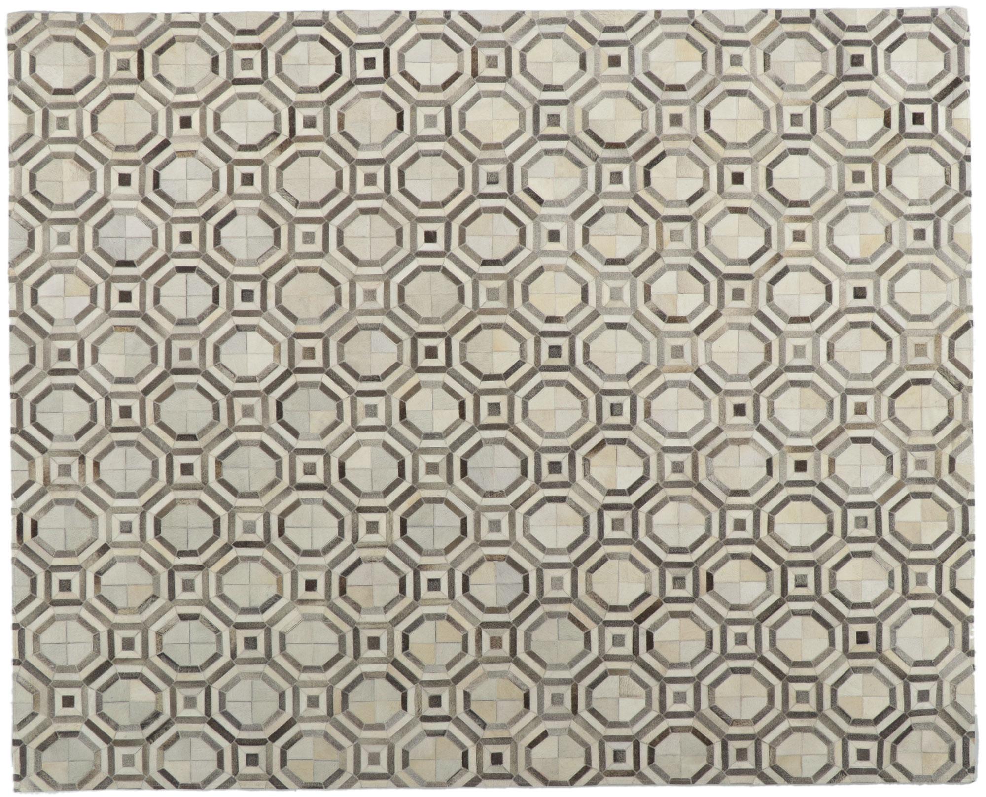 Nueva alfombra contemporánea de cuero de vaca patchwork de estilo moderno en venta 2