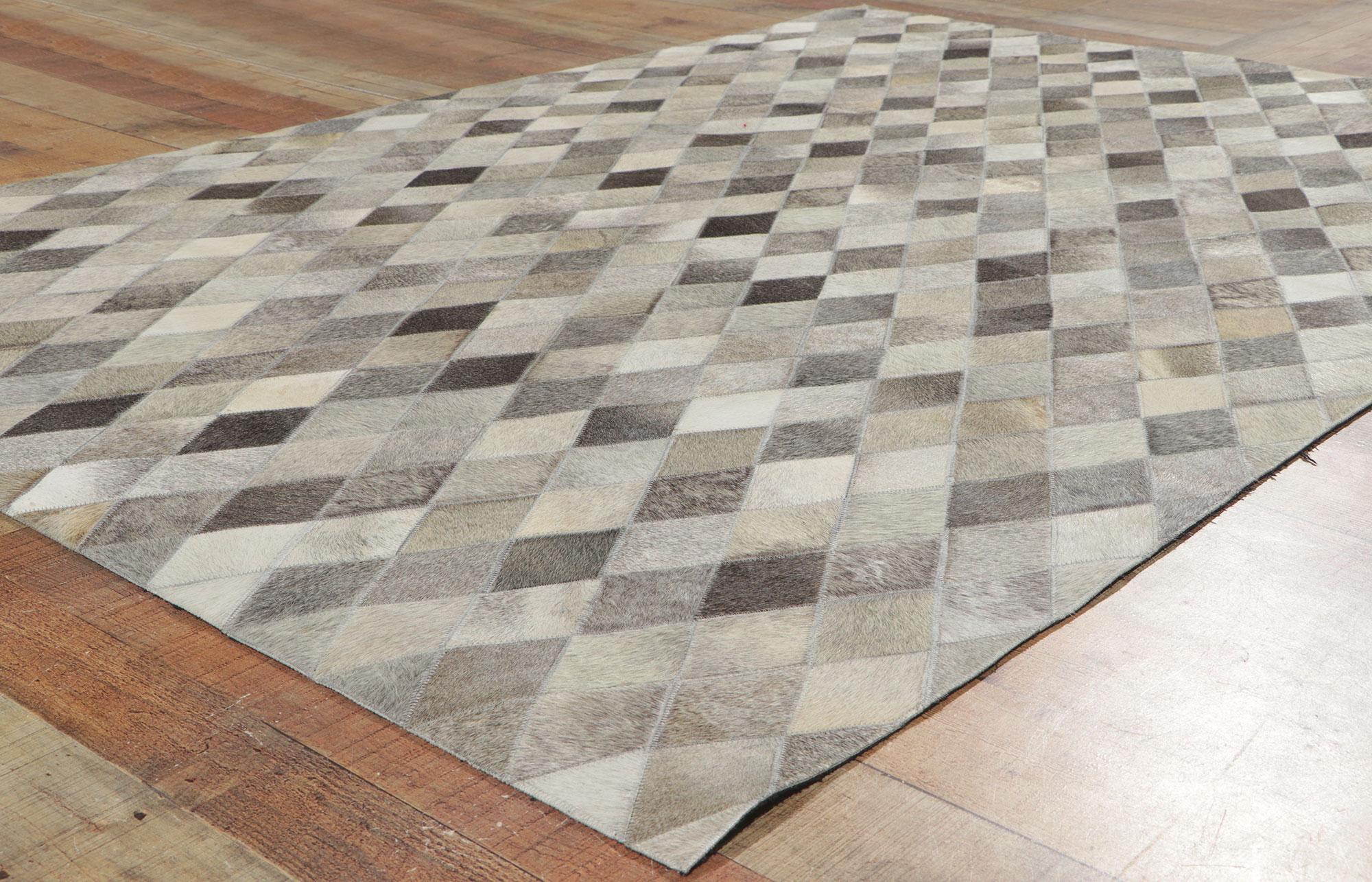 Nueva alfombra contemporánea de cuero de vaca patchwork de estilo moderno Siglo XXI y contemporáneo en venta