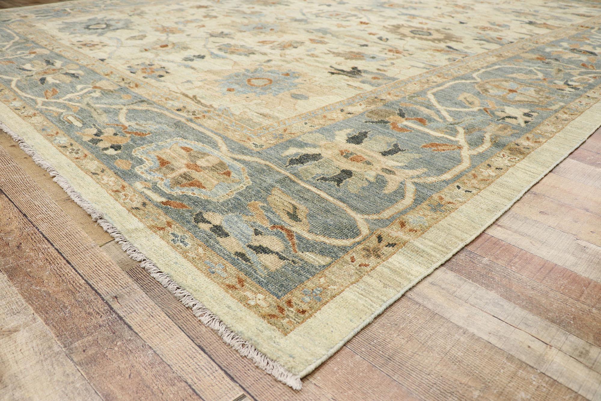 New Contemporary Persian Sultanabad Rug with Modern Transitional Style (21. Jahrhundert und zeitgenössisch) im Angebot