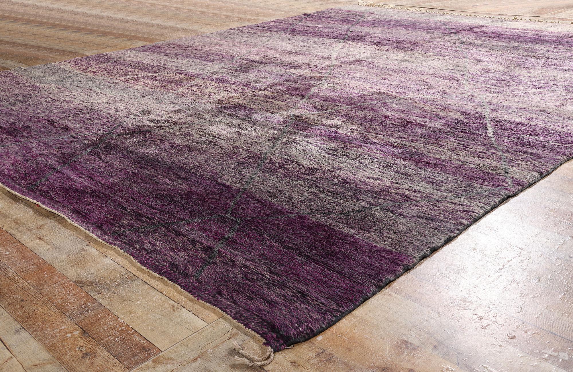 Moderno Nuovo Tappeto marocchino berbero Beni Mrirt viola contemporaneo, 10'04 x 13'07 in vendita