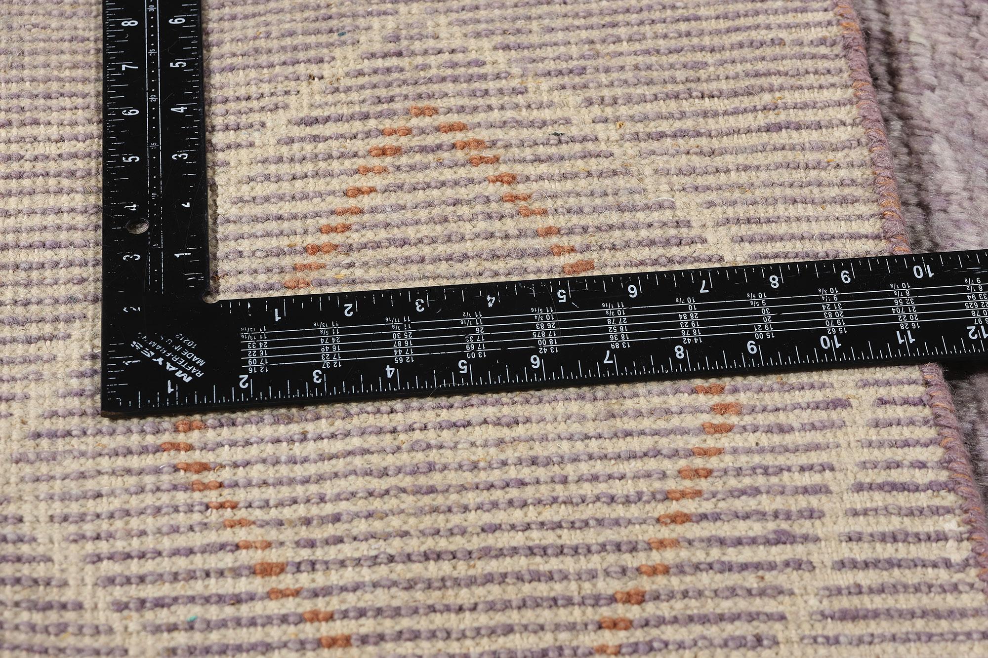 Nuovo tappeto marocchino viola contemporaneo, l'incanto tribale incontra lo stile Boho Chic In condizioni Nuovo in vendita a Dallas, TX