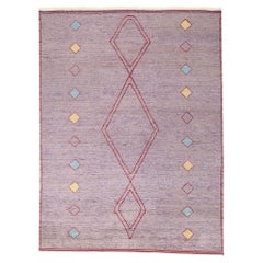 Nuovo Tappeto marocchino viola contemporaneo, l'incanto tribale incontra l'accogliente stile boho chic