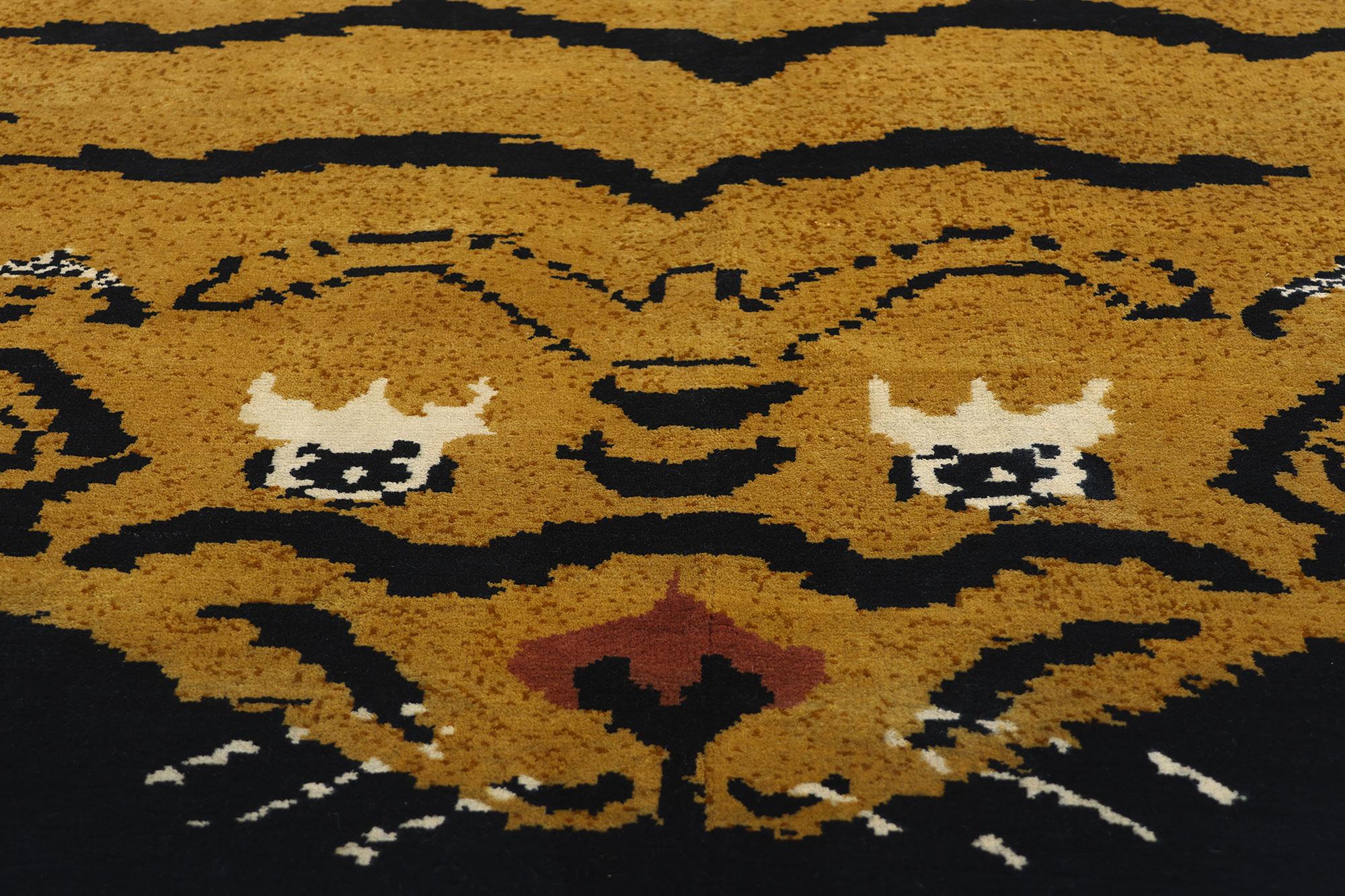 31343 Nuovo Tappeto moderno Tibetan Tiger, 08'00 x 10'01. I moderni tappeti tibetani Tiger, anche se prendono il nome dalle loro origini tibetane, oggi sono prodotti principalmente in India. Sono caratterizzati da audaci motivi di tigri, spesso