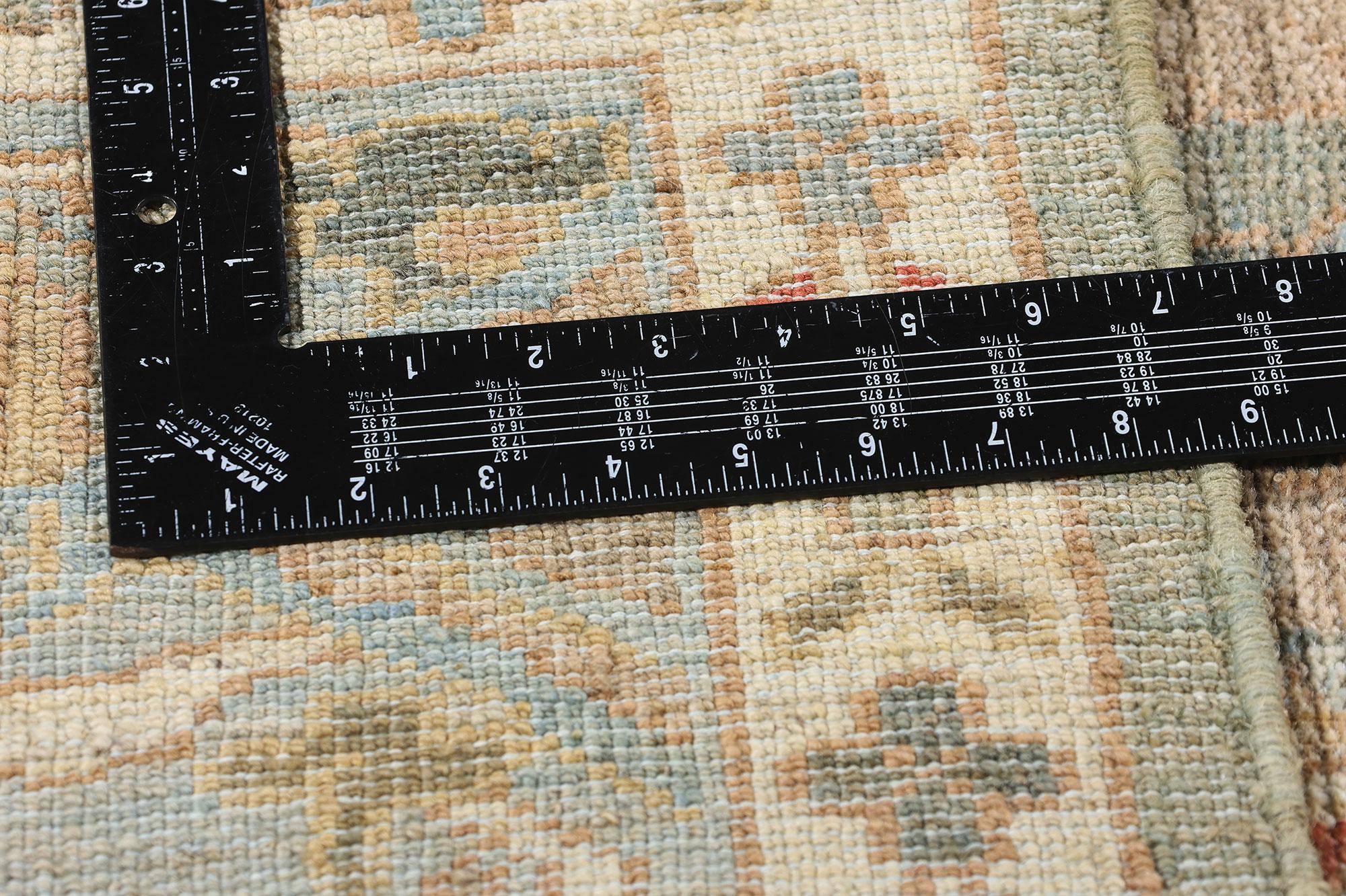Neuer Contemporary Soft Blue Persian Sultanabad-Teppich im Zustand „Neu“ im Angebot in Dallas, TX