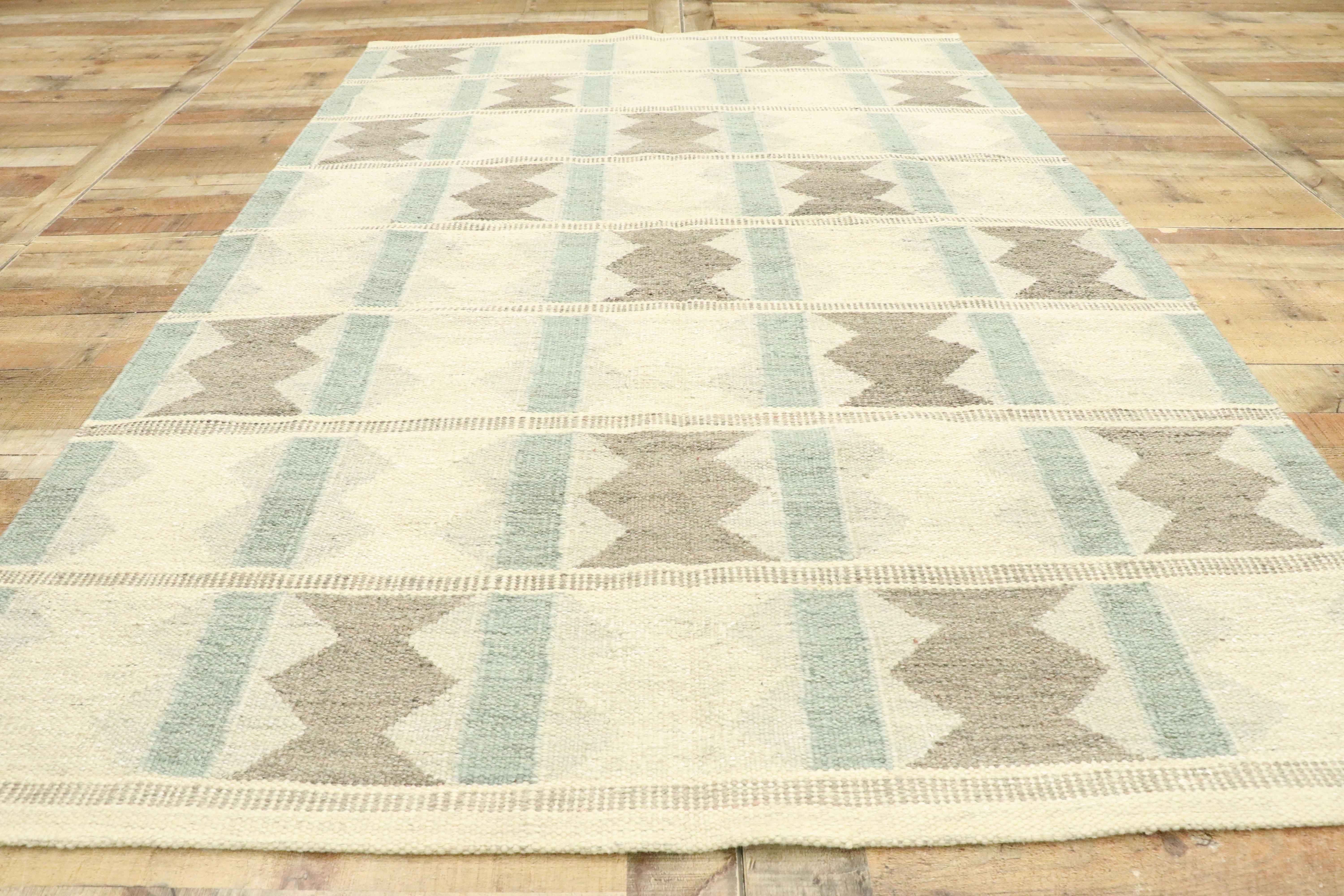 Hand-Woven New Contemporary Swedish Indian Kilim Rug with Scandinavian Modern Style 