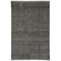 Zeitgenössischer zeitgenössischer grauer Übergangsteppich mit minimalistischem internationalen Stil