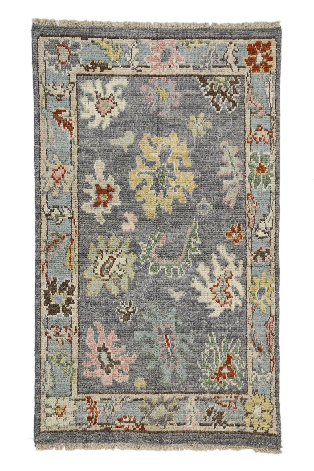 Colorful Modern Oushak Rug, Contemporary Elegance Meets Stylish Durability In New Condition For Sale In Dallas, TX