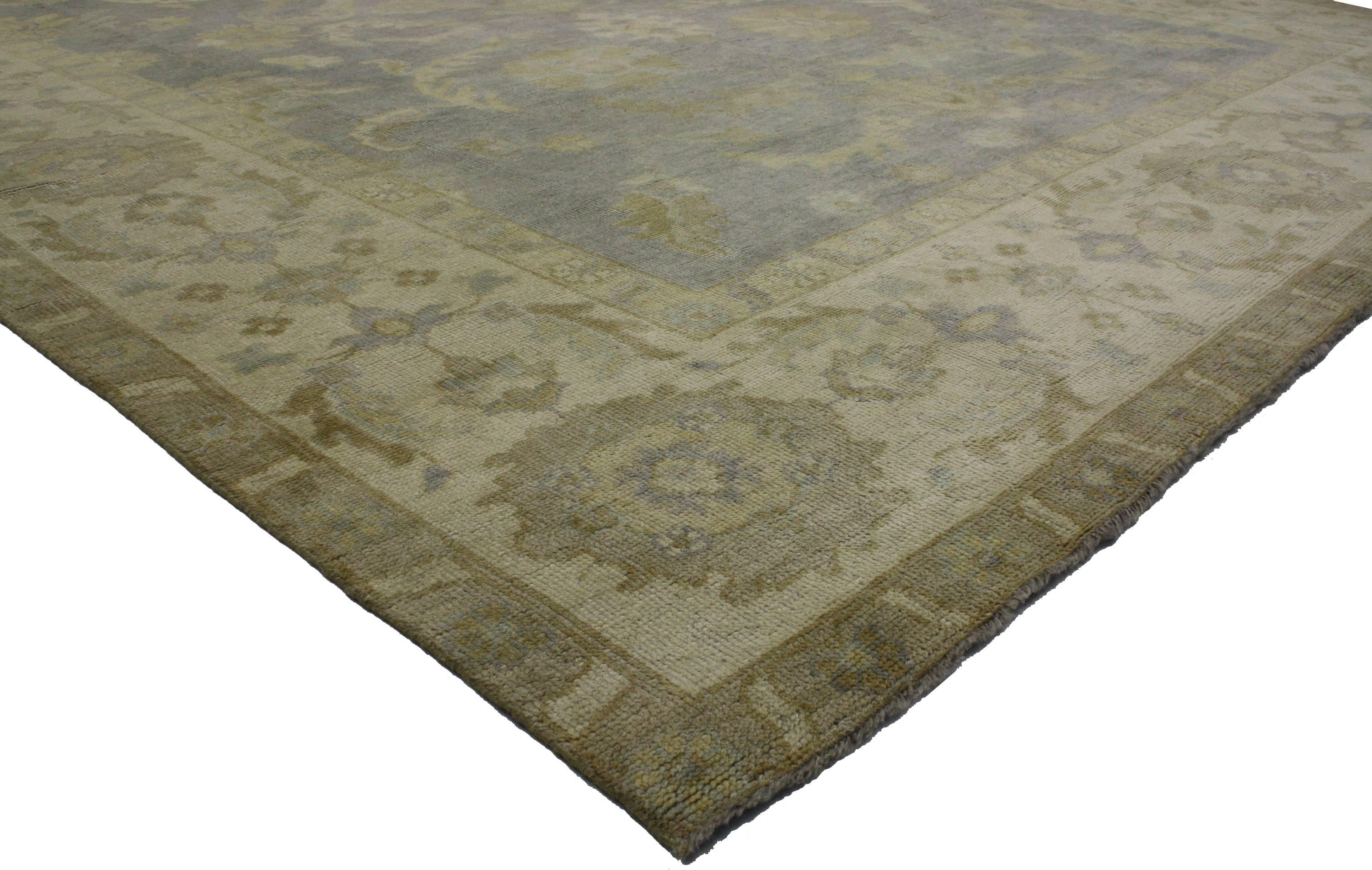 New Contemporary Transitional Oushak Style Area Rug (Indisch) im Angebot
