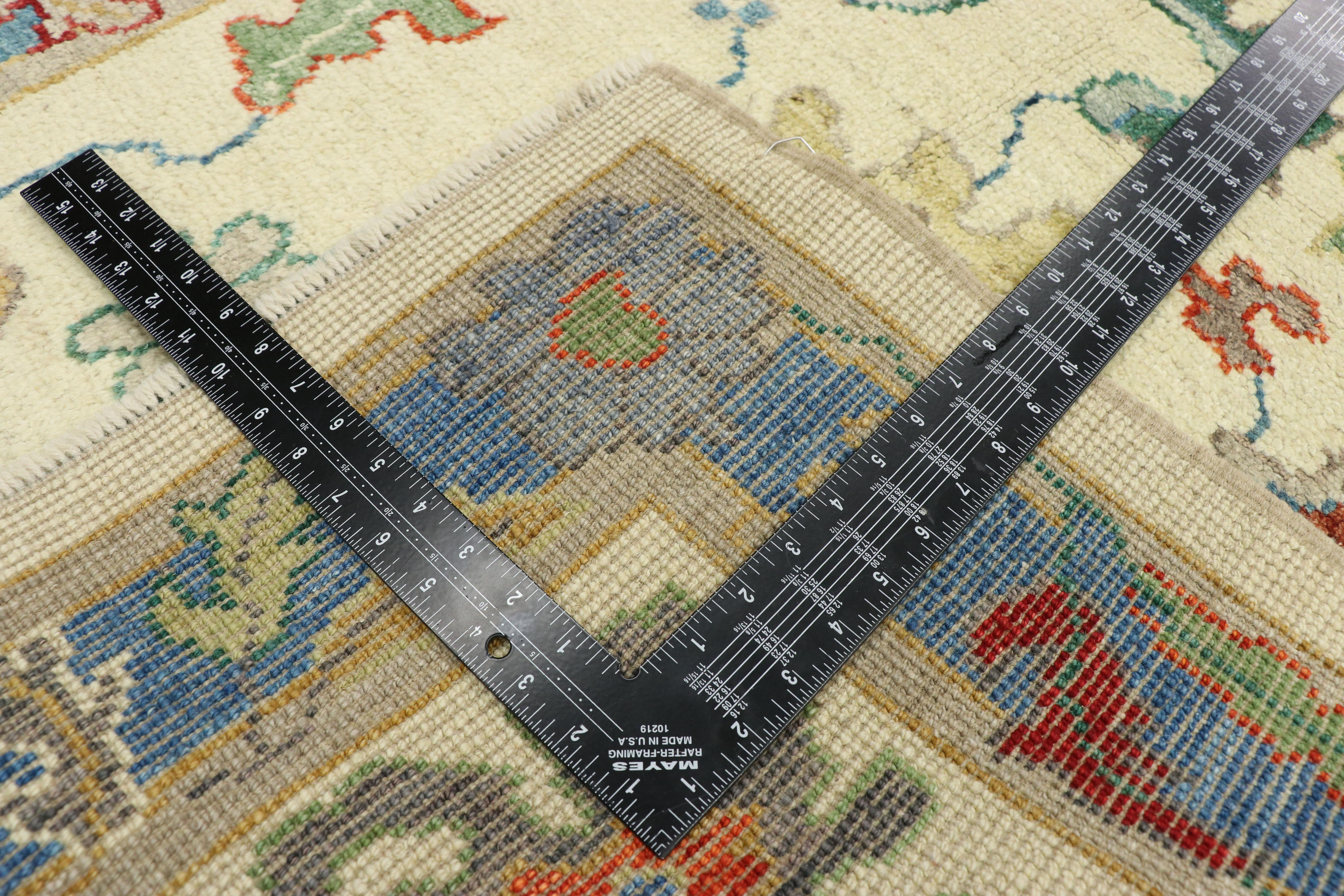 Contemporary Colorful Oushak Rug In New Condition For Sale In Dallas, TX