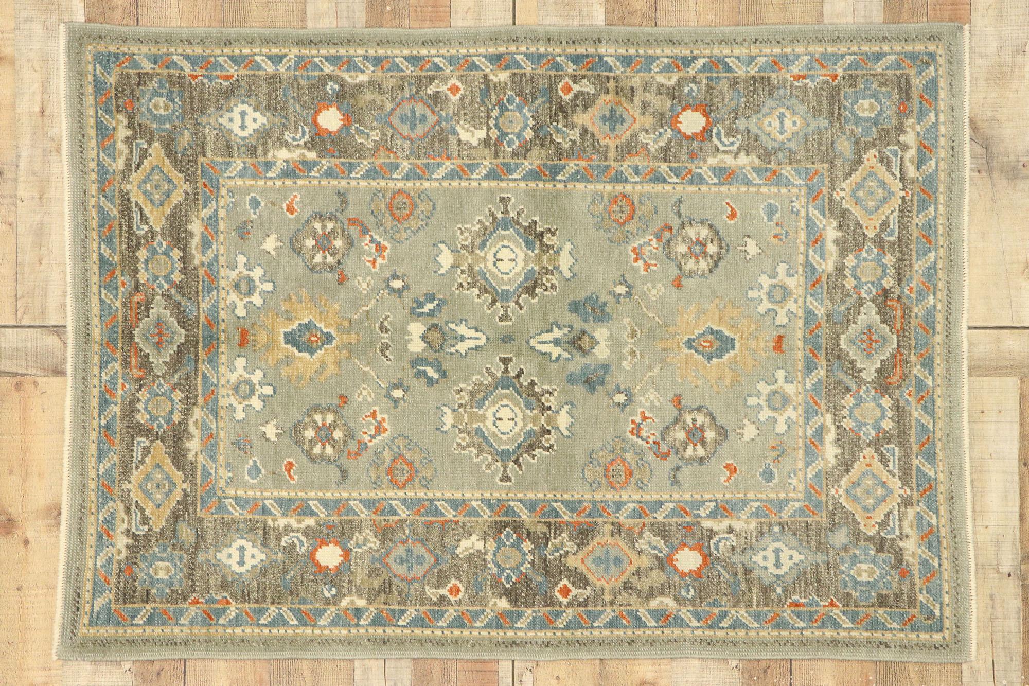 Nuovo Tappeto d'Accento Turco Oushak Contemporaneo con Stile Moderno Transitorio in vendita 2