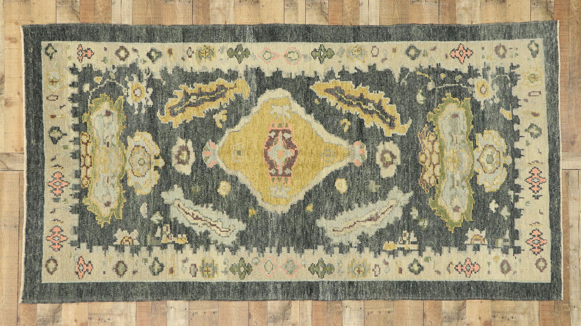 New Contemporary Turkish Oushak Gallery Rug with Modern Style For Sale 3