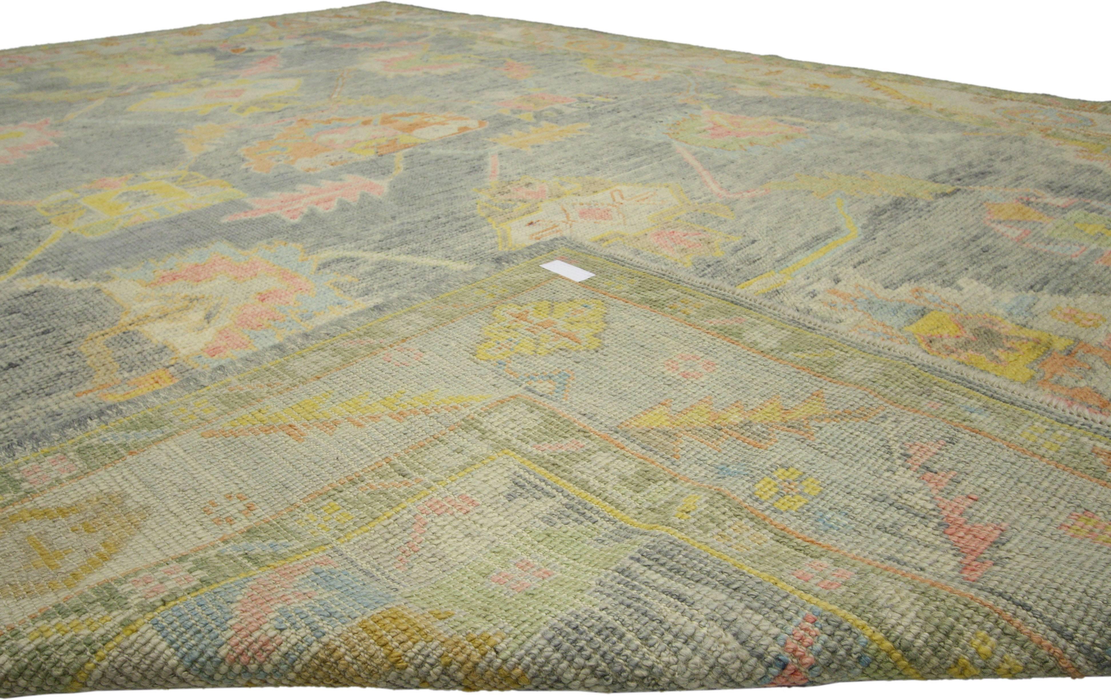 New Contemporary Turkish Oushak Rug in Pastel Colors For Sale 4