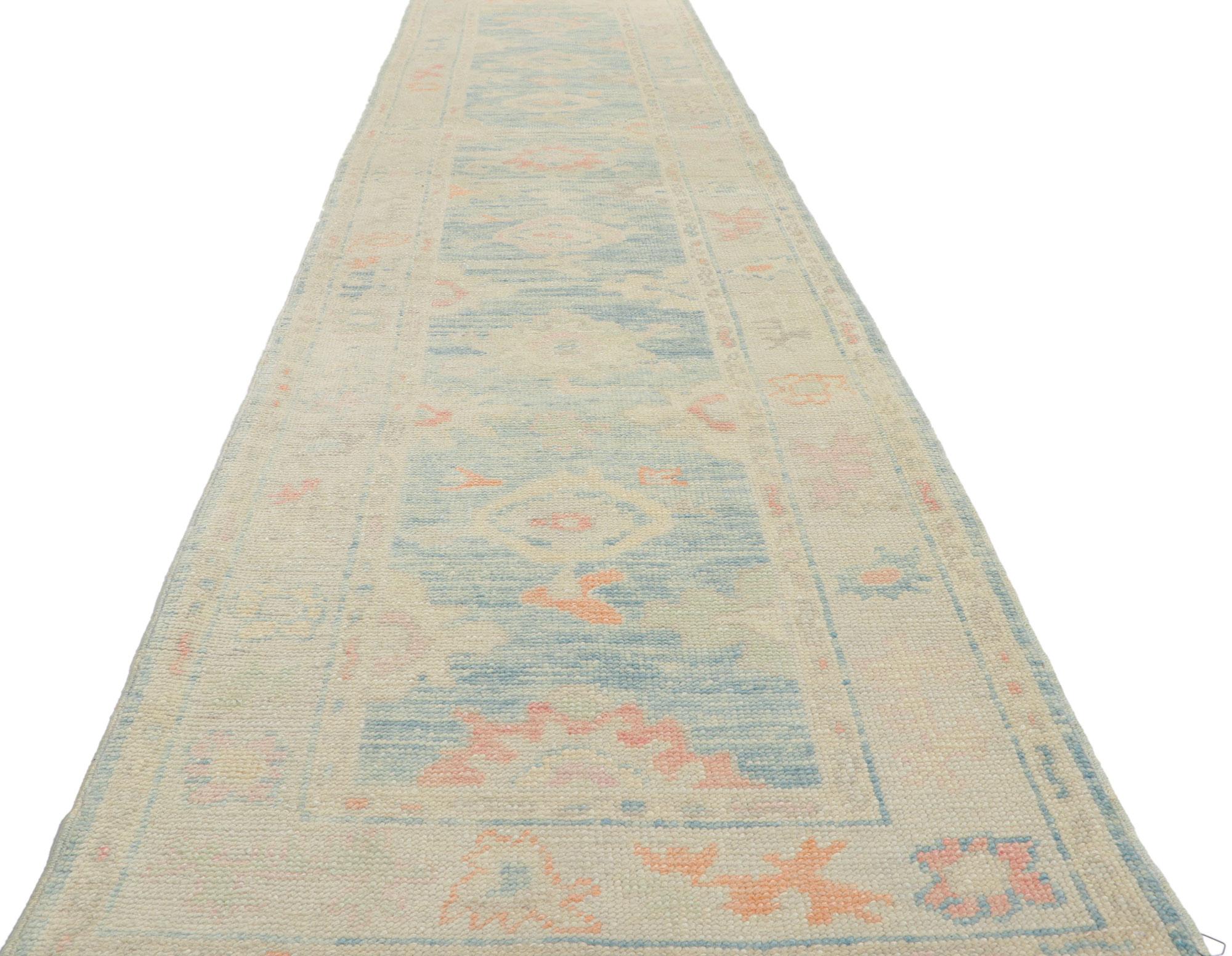 New Contemporary Turkish Oushak Rug Runner In New Condition For Sale In Dallas, TX