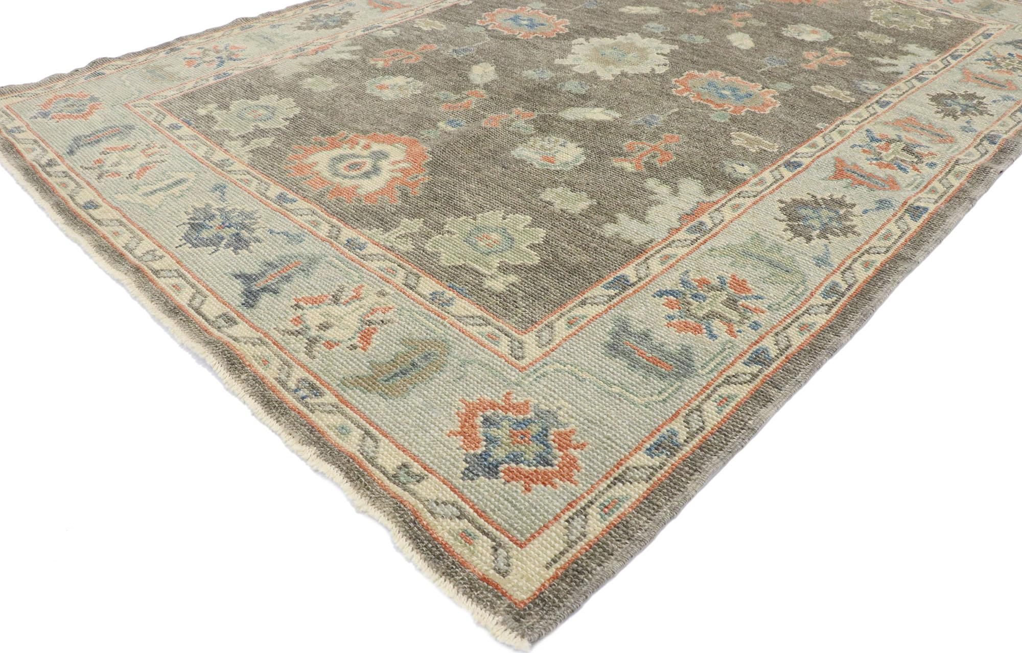 53425, new contemporary Turkish Oushak rug with Modern American Colonial style. Warm and inviting with effortless beauty, this hand knotted wool contemporary Turkish Oushak rug charms with ease and beautifully embodies the fine craftsmanship of