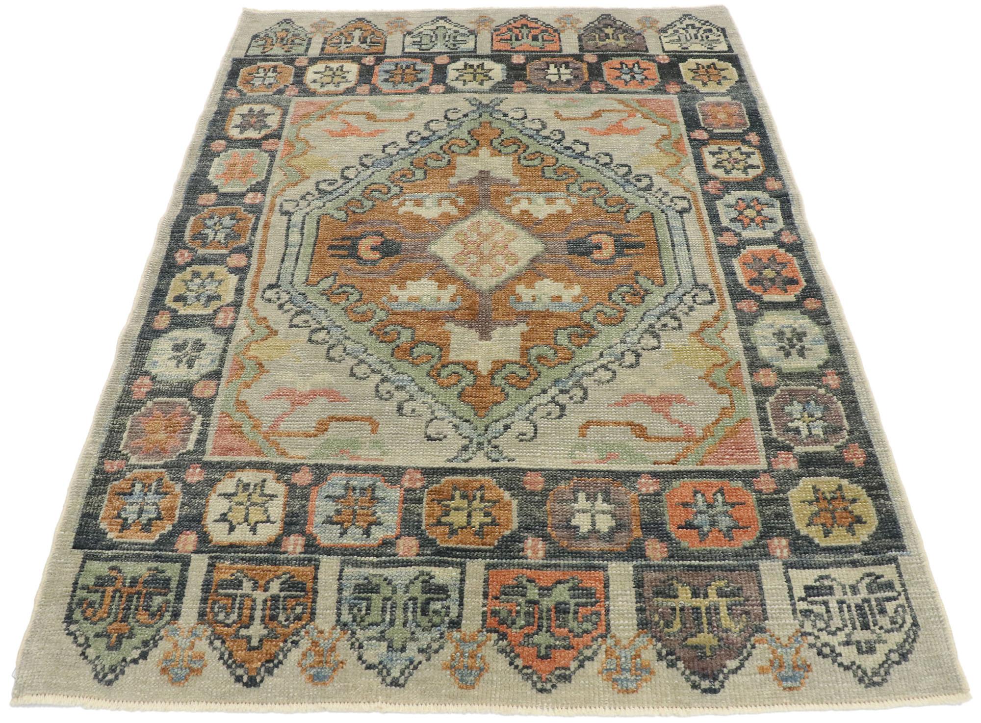 Turc Nouveau tapis turc contemporain d'Oushak avec style artisanal américain moderne en vente