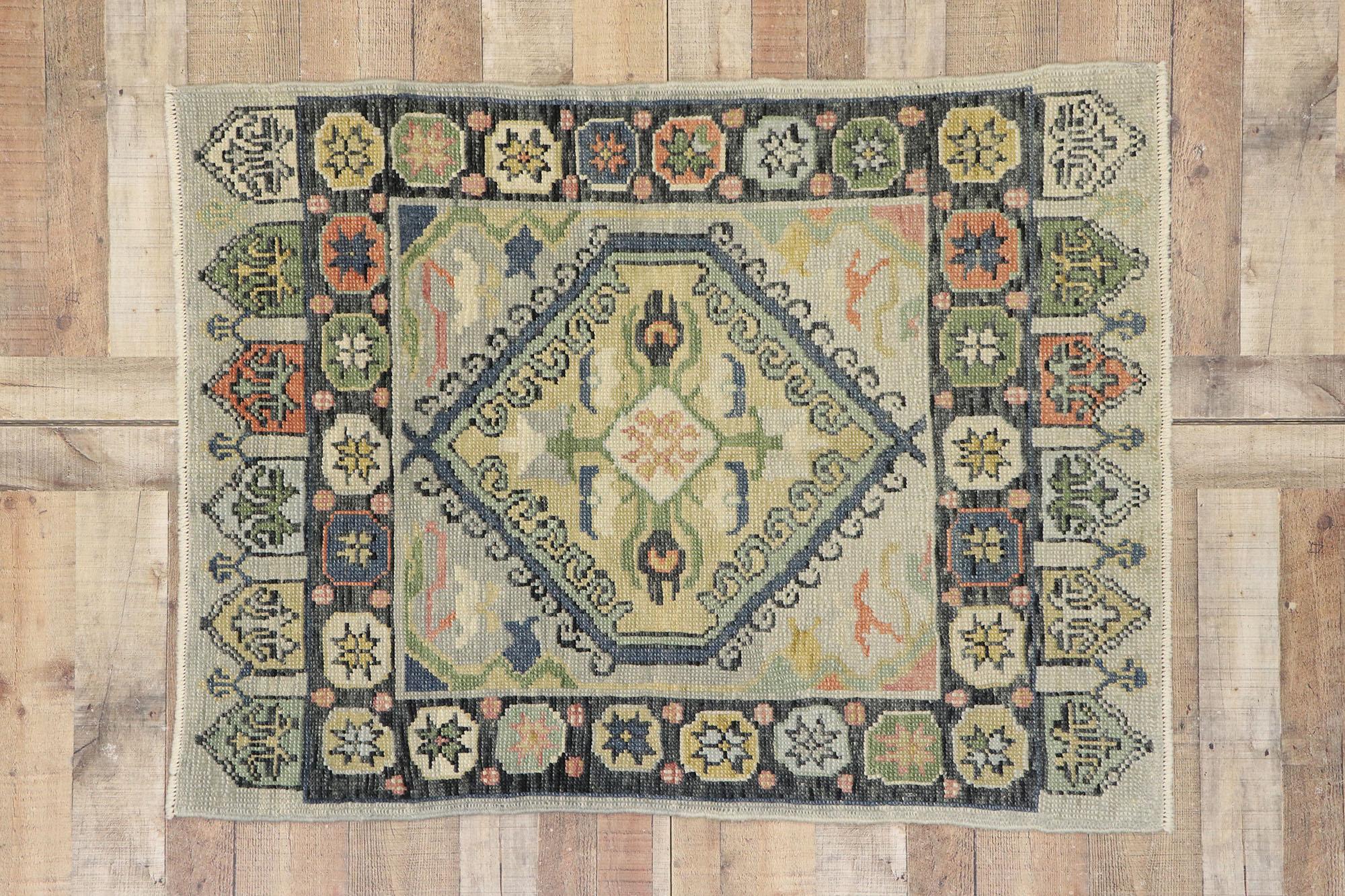 New Contemporary Turkish Oushak Rug with Modern American Craftsman Style For Sale 3