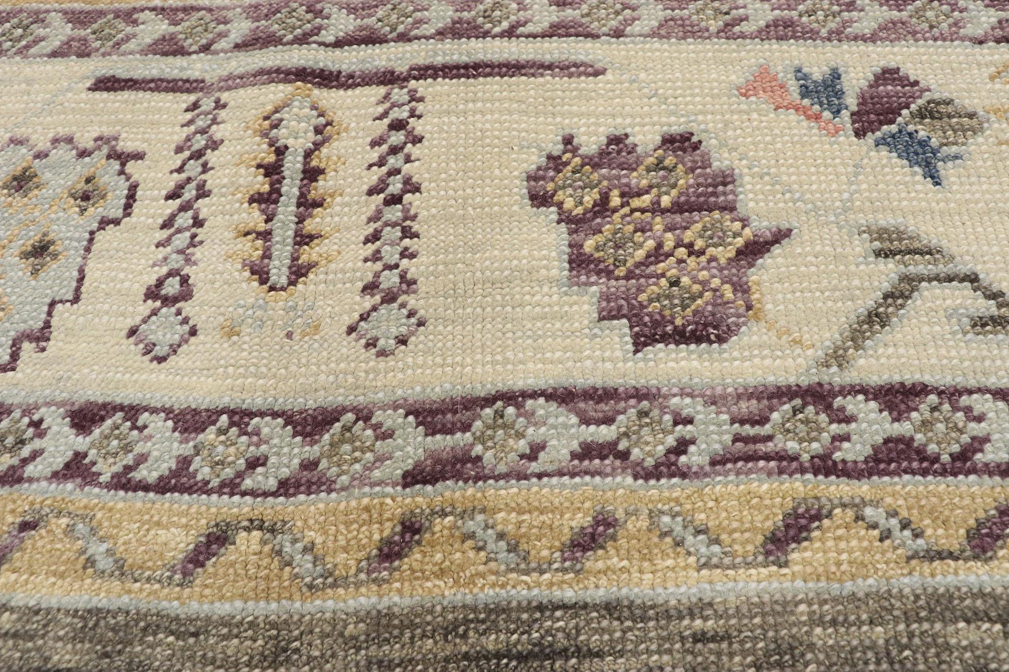 New Contemporary Turkish Oushak Rug with Modern Artisan Style In New Condition For Sale In Dallas, TX