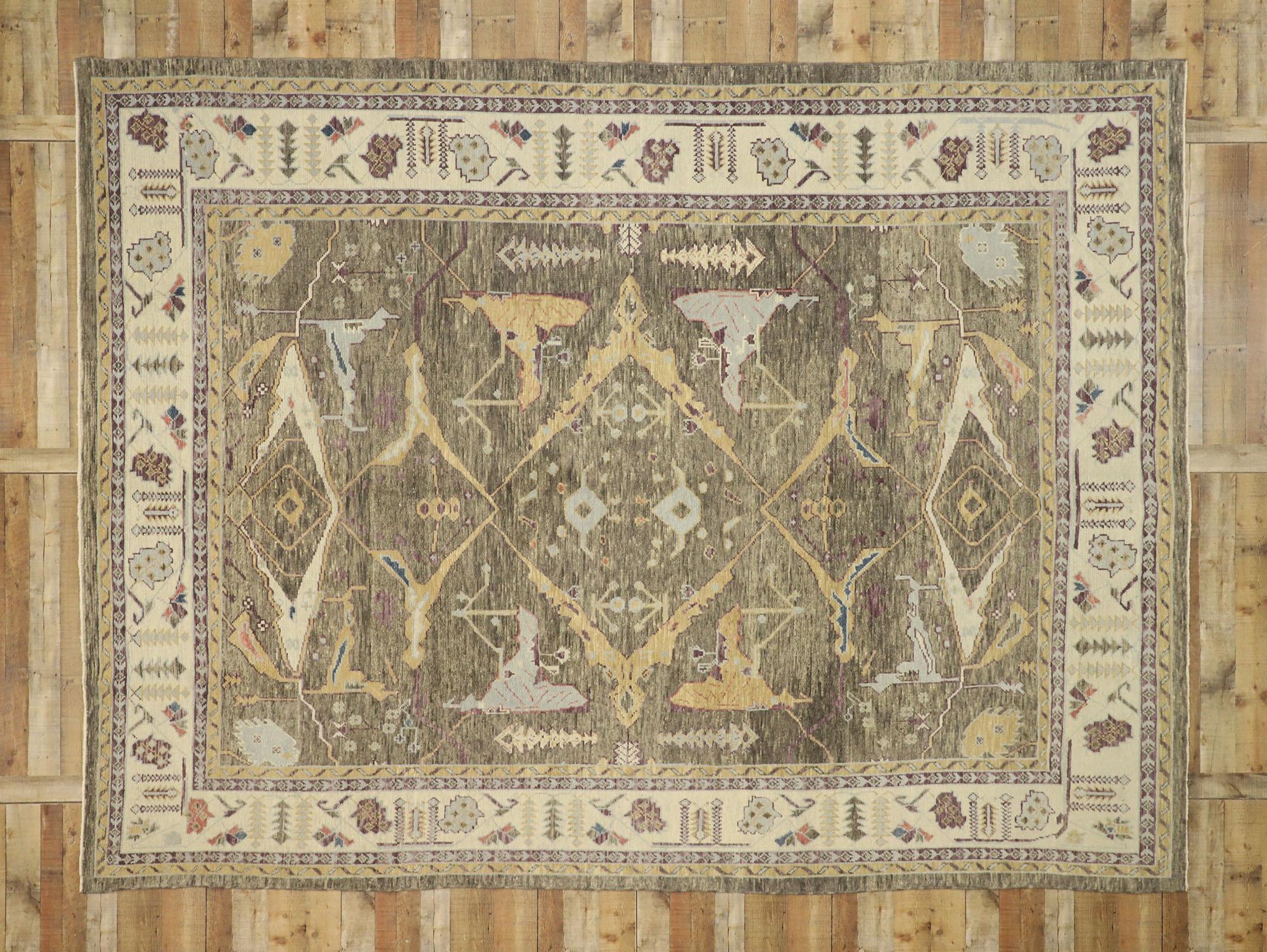 New Contemporary Turkish Oushak Rug with Modern Artisan Style For Sale 3