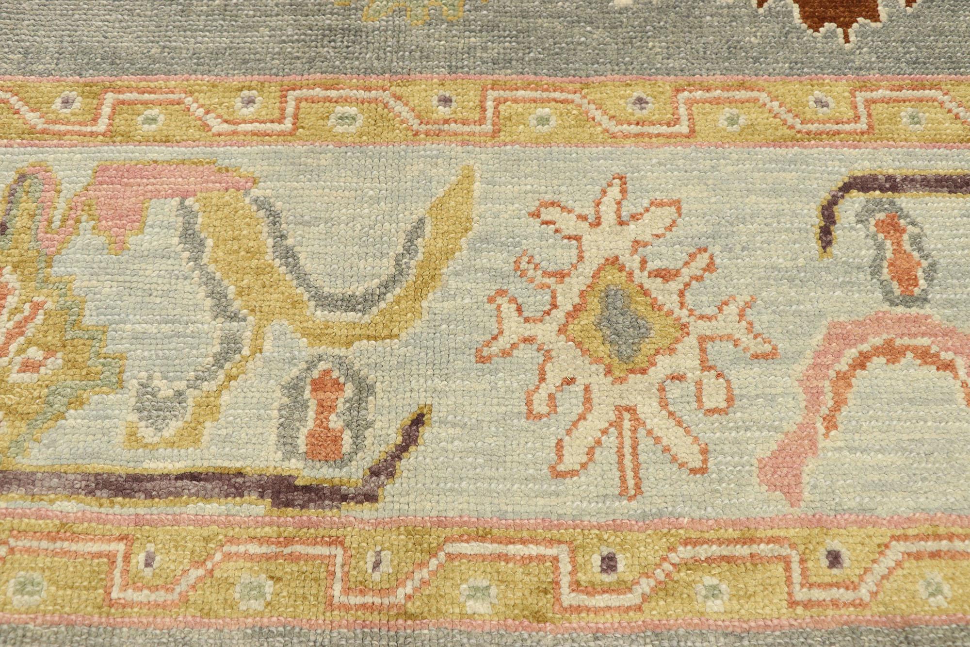 New Contemporary Turkish Oushak Rug with Modern Style In New Condition In Dallas, TX