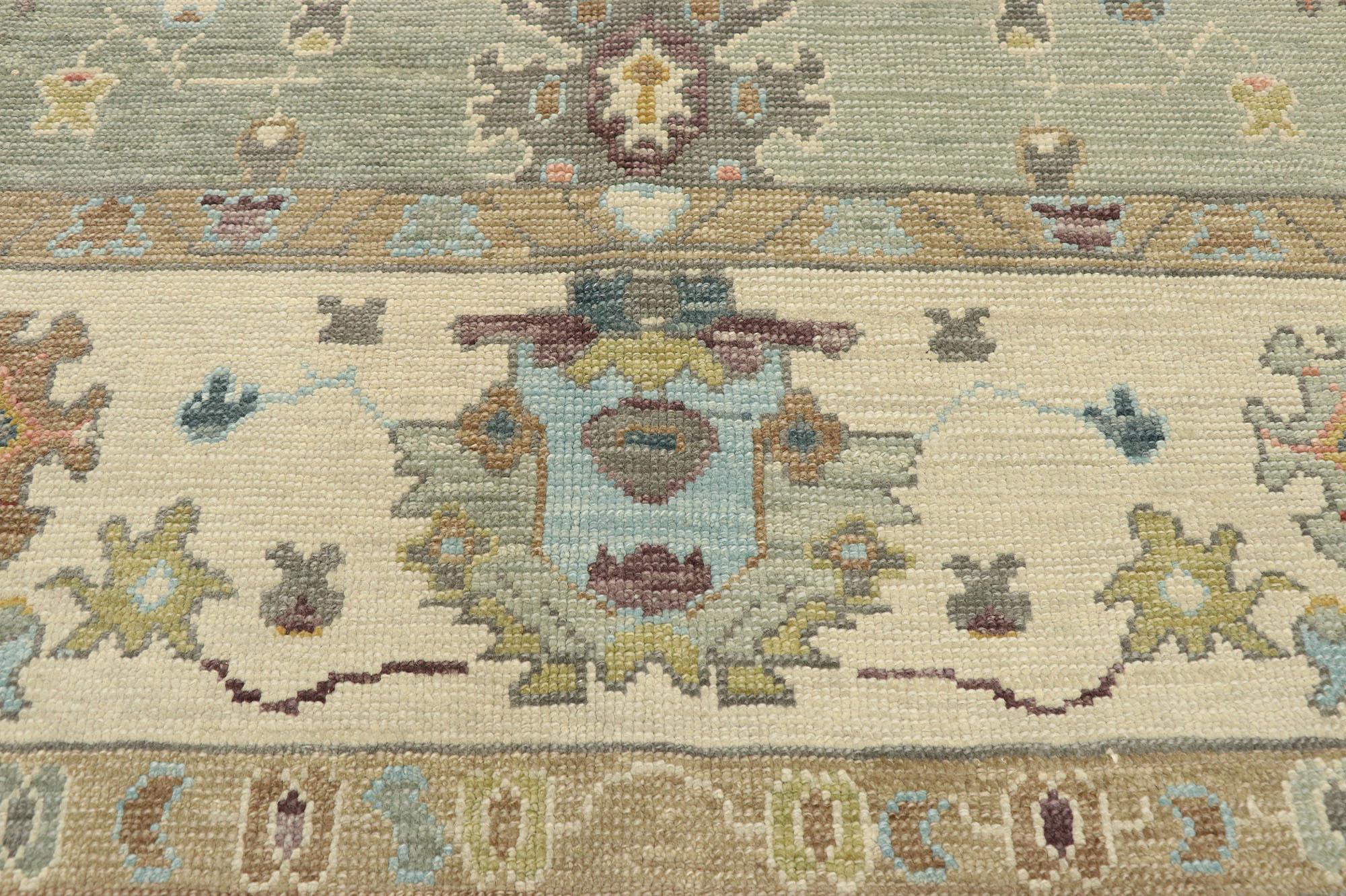 New Contemporary Turkish Oushak Rug with Modern Style In New Condition In Dallas, TX