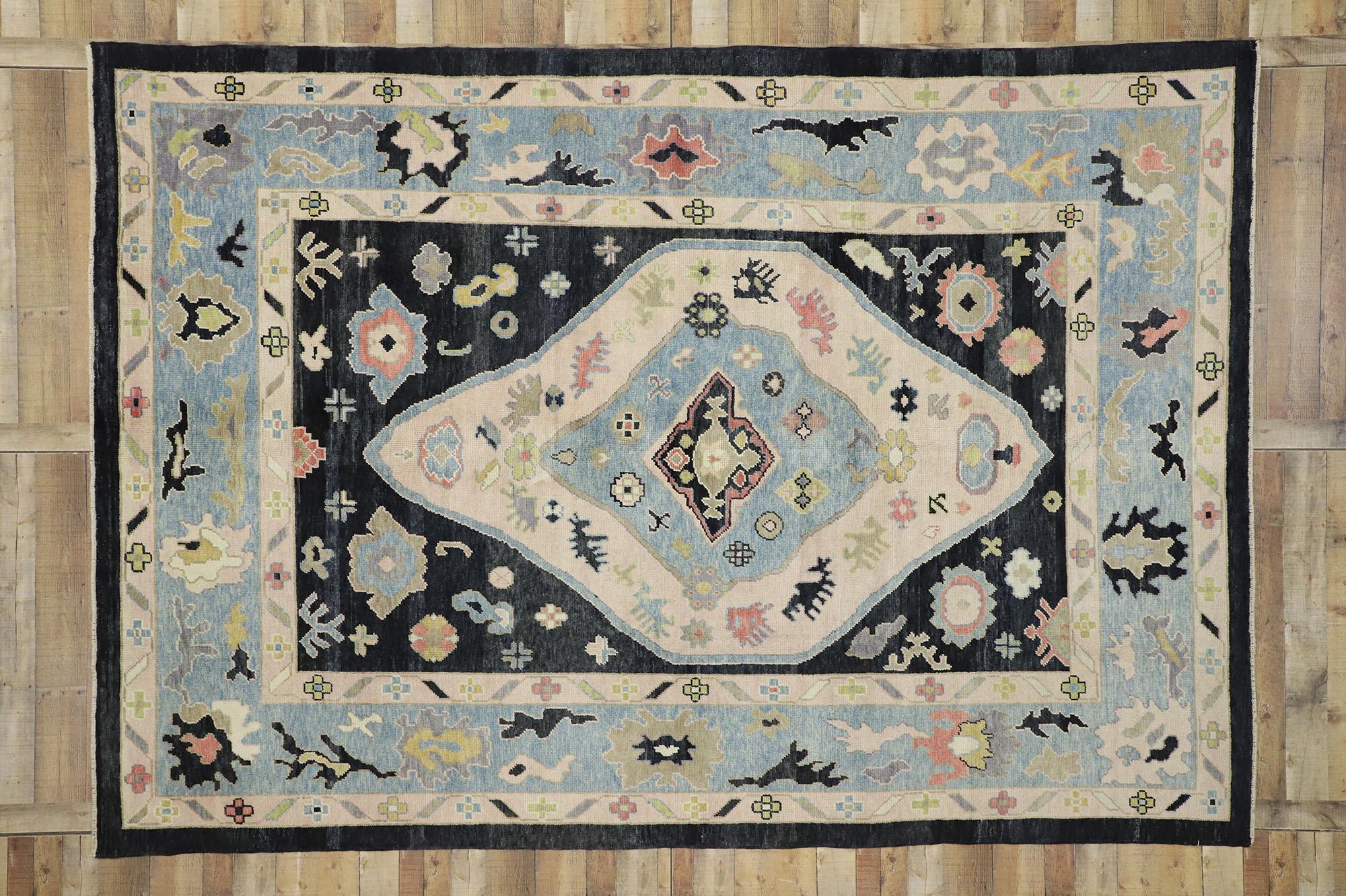 Nouveau tapis turc contemporain Oushak au style moderne en vente 1