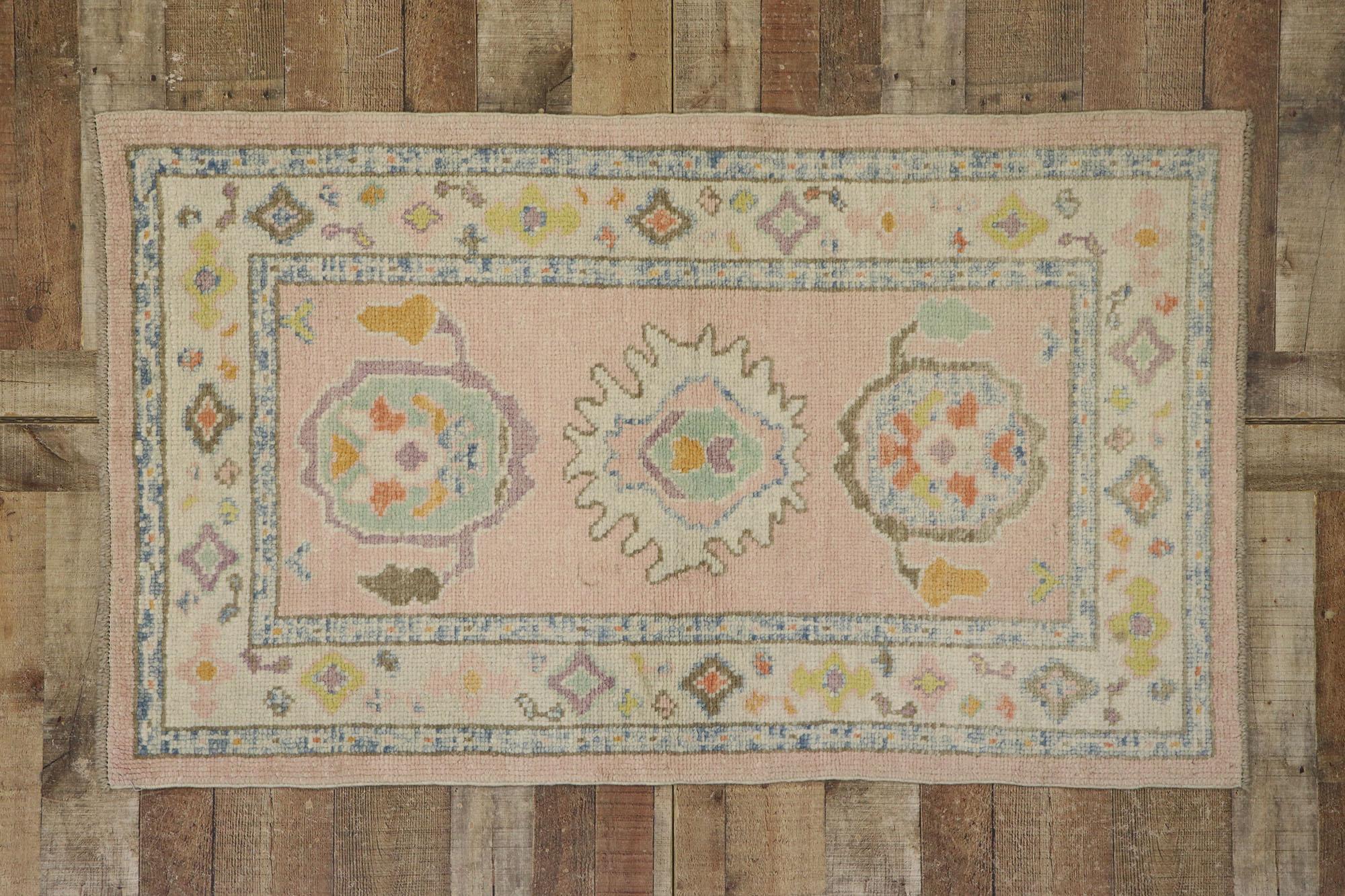 Nouveau tapis turc contemporain d'Oushak avec style moderne en vente 1