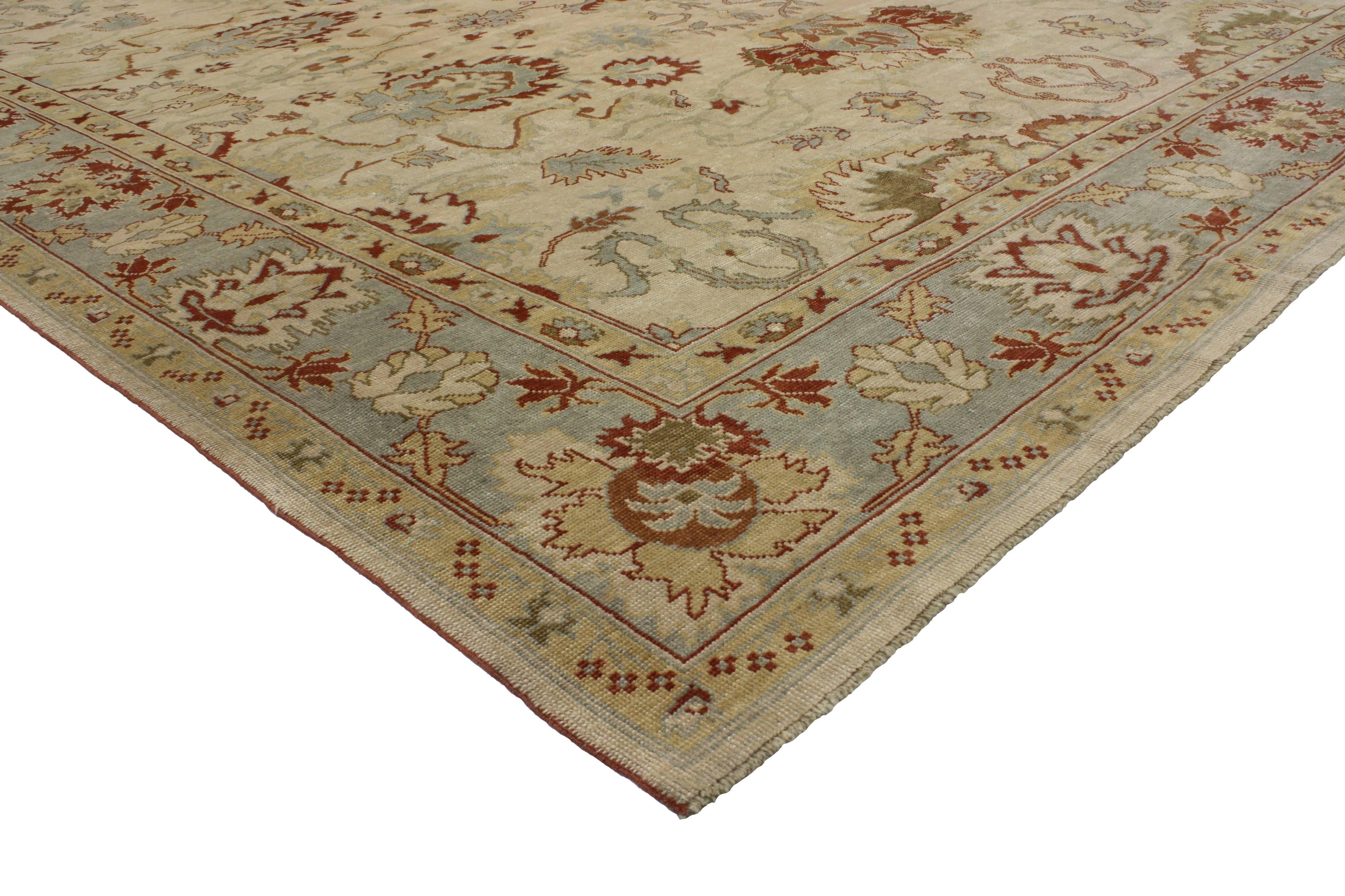 New Contemporary Turkish Oushak Rug with Modern Transitional Style In New Condition For Sale In Dallas, TX