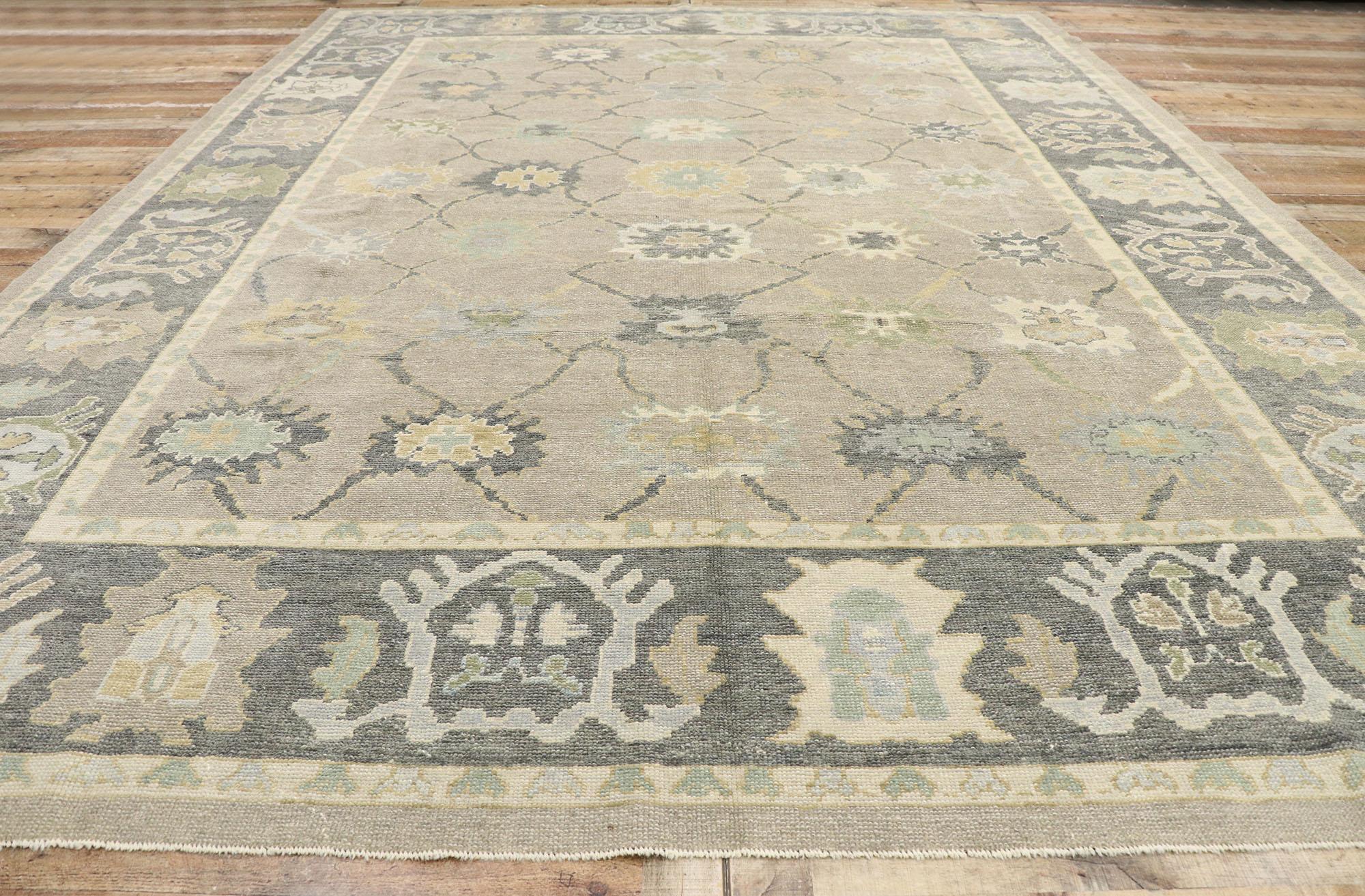 Laine Nouveau tapis turc contemporain d'Oushak avec style transitionnel moderne en vente