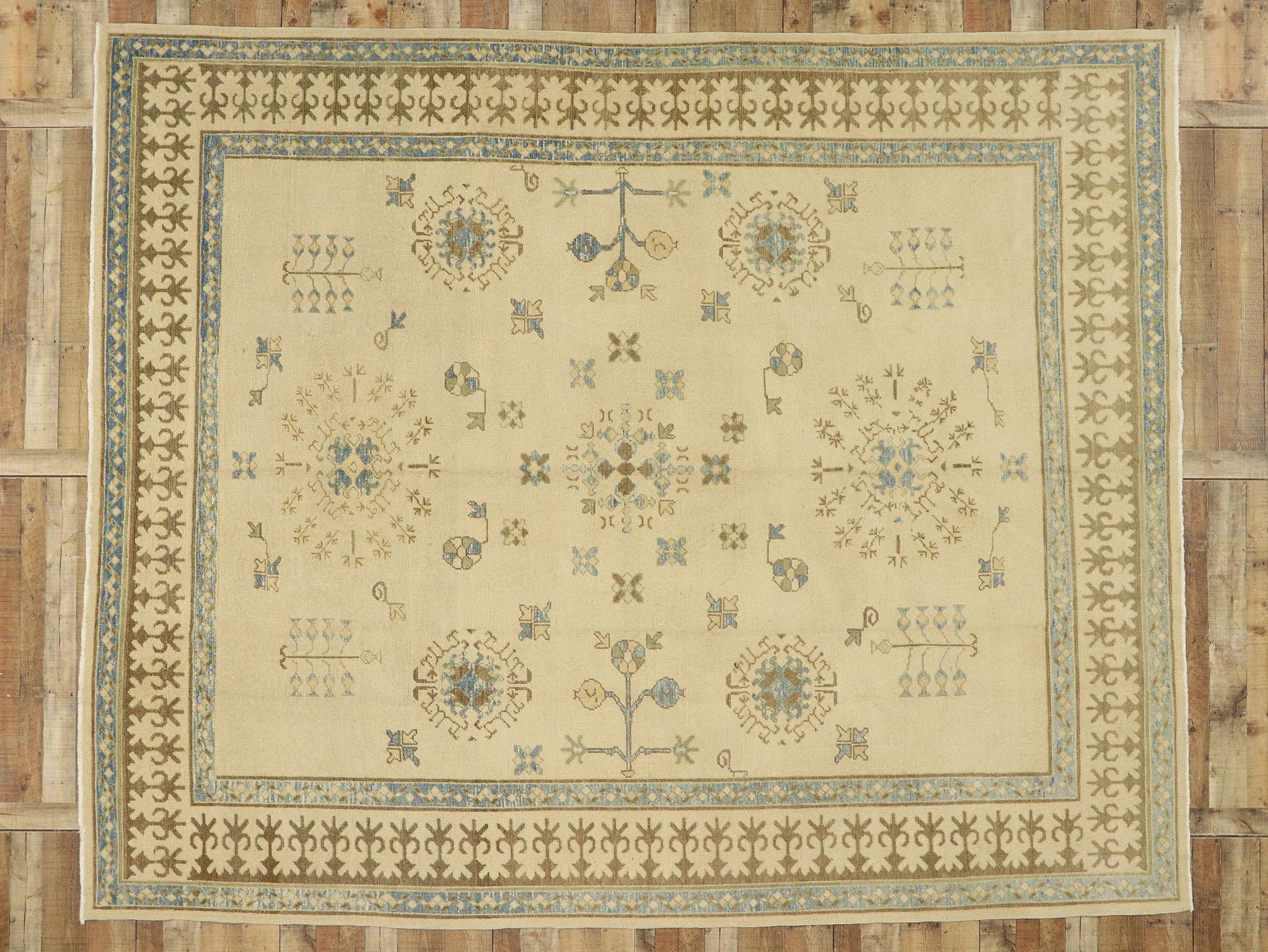 New Contemporary Turkish Oushak Rug with Transitional Coastal Cottage Style For Sale 3