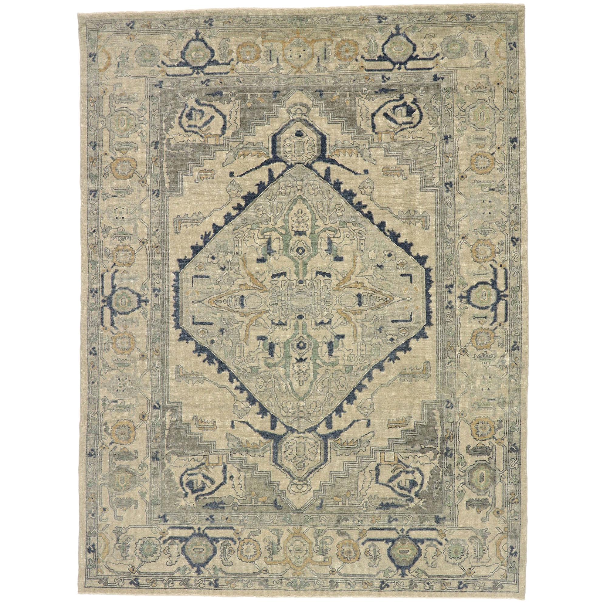 Nouveau tapis turc Oushak, le style gustavien suédois rencontre le style moderne en vente