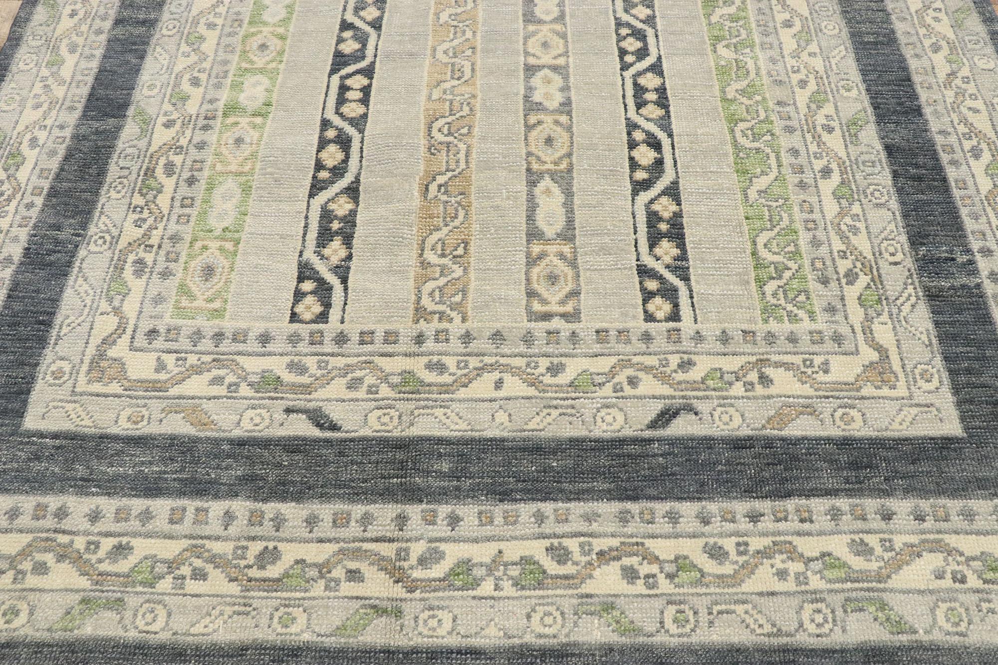 Annodato a mano Nuovo tappeto turco Oushak contemporaneo con stile moderno e di transizione in vendita