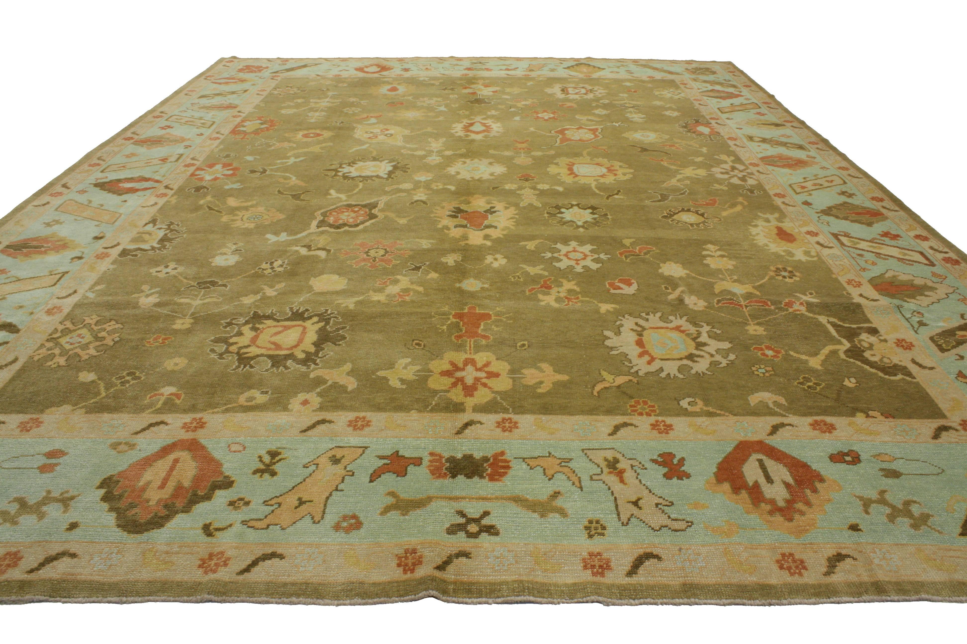 New Contemporary Turkish Oushak Rug with Transitional Style and Modern Colors For Sale 6