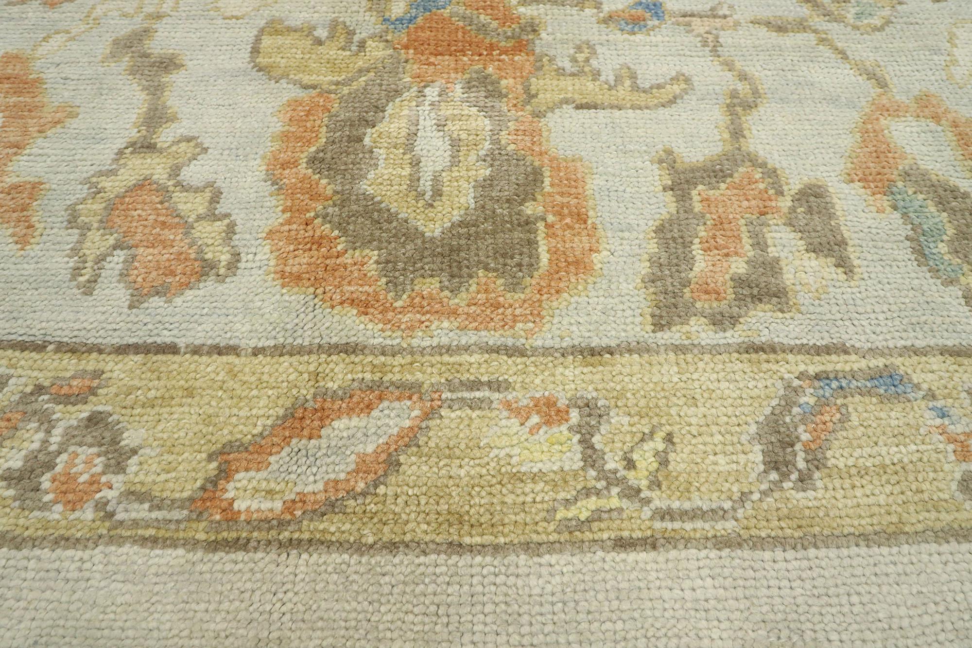 New Contemporary Turkish Oushak Rug with Transitional Style In New Condition For Sale In Dallas, TX