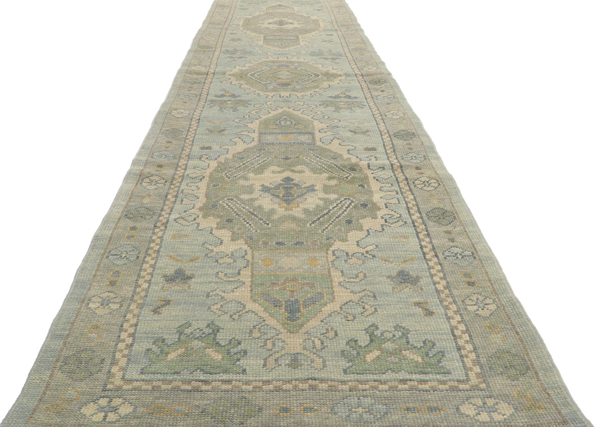 New Turkish Oushak Runner with Modern Style In New Condition For Sale In Dallas, TX