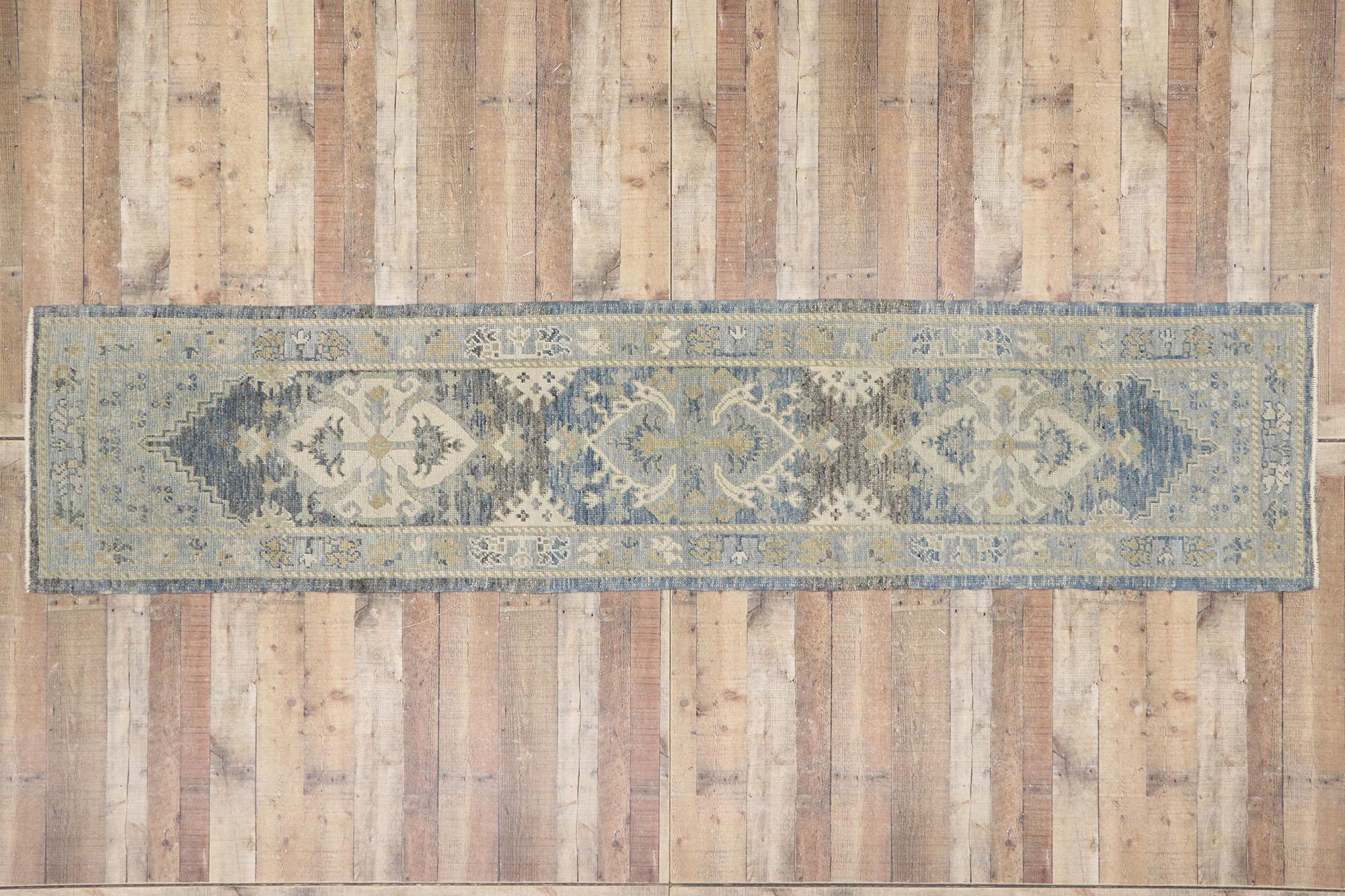 Nouveau tapis de couloir contemporain turc Oushak de style moderne en vente 1