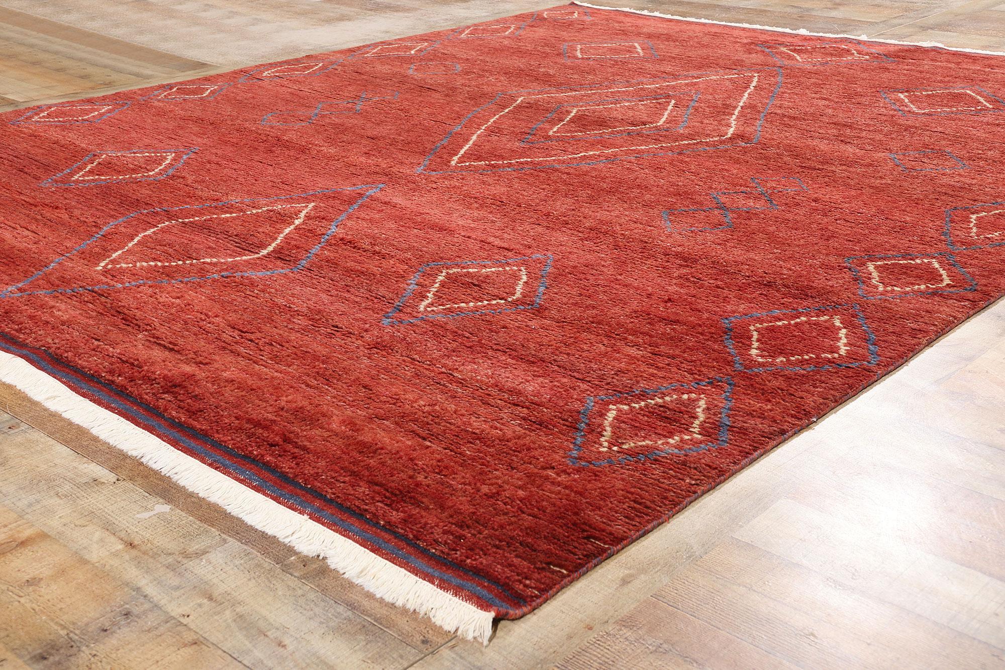 XXIe siècle et contemporain Tapis marocain rouge moderne Crimson Nomad, 08'01 x 10'00 en vente