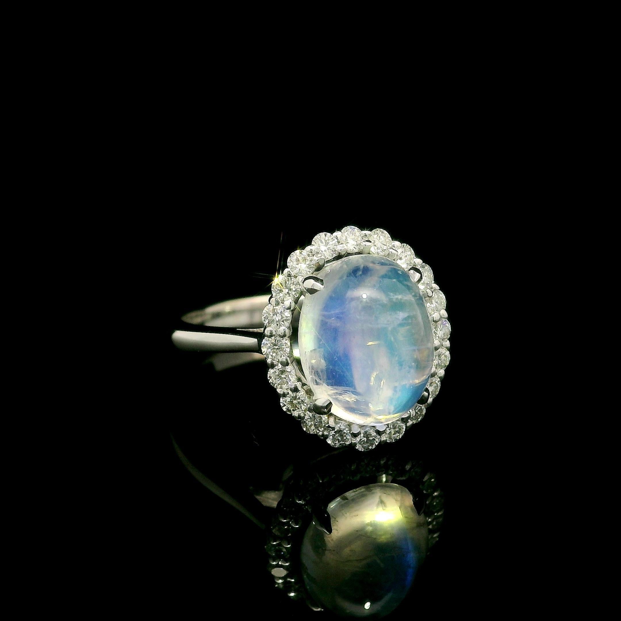 New Custom 14k White Gold High Quality 4.41ctw Moonstone Diamond Halo Ring in vendita 5