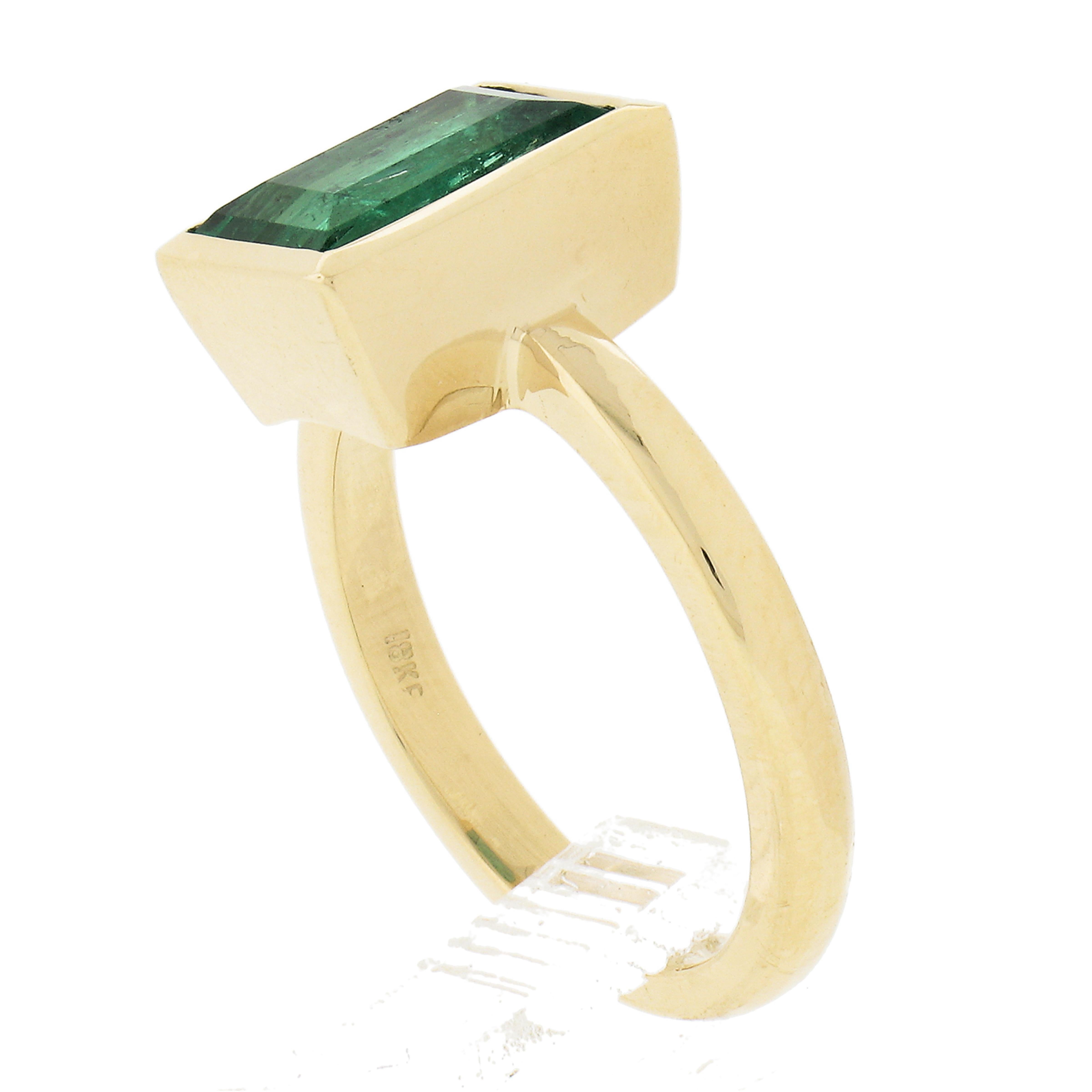 New Custom Made 18k Gold 2.90ct AGL Colombian Vintage Emerald Solitaire Ring For Sale 5