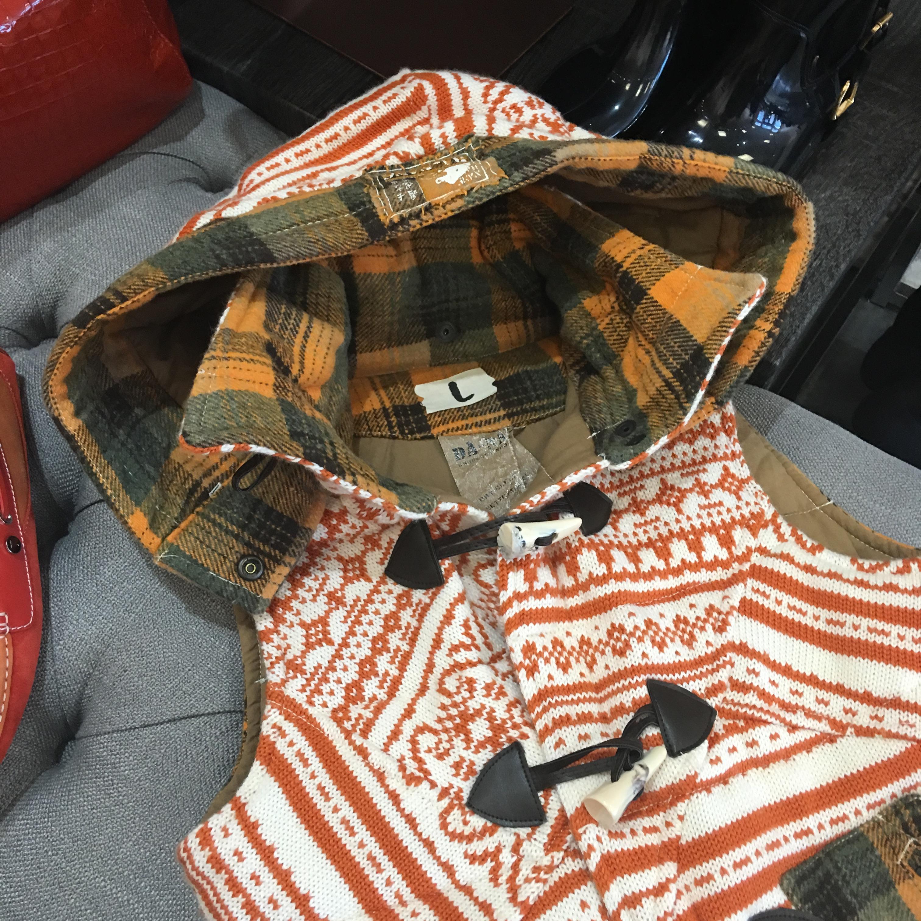 New Da-Nang Knit Wool Vest With Detachable Hood $486 7