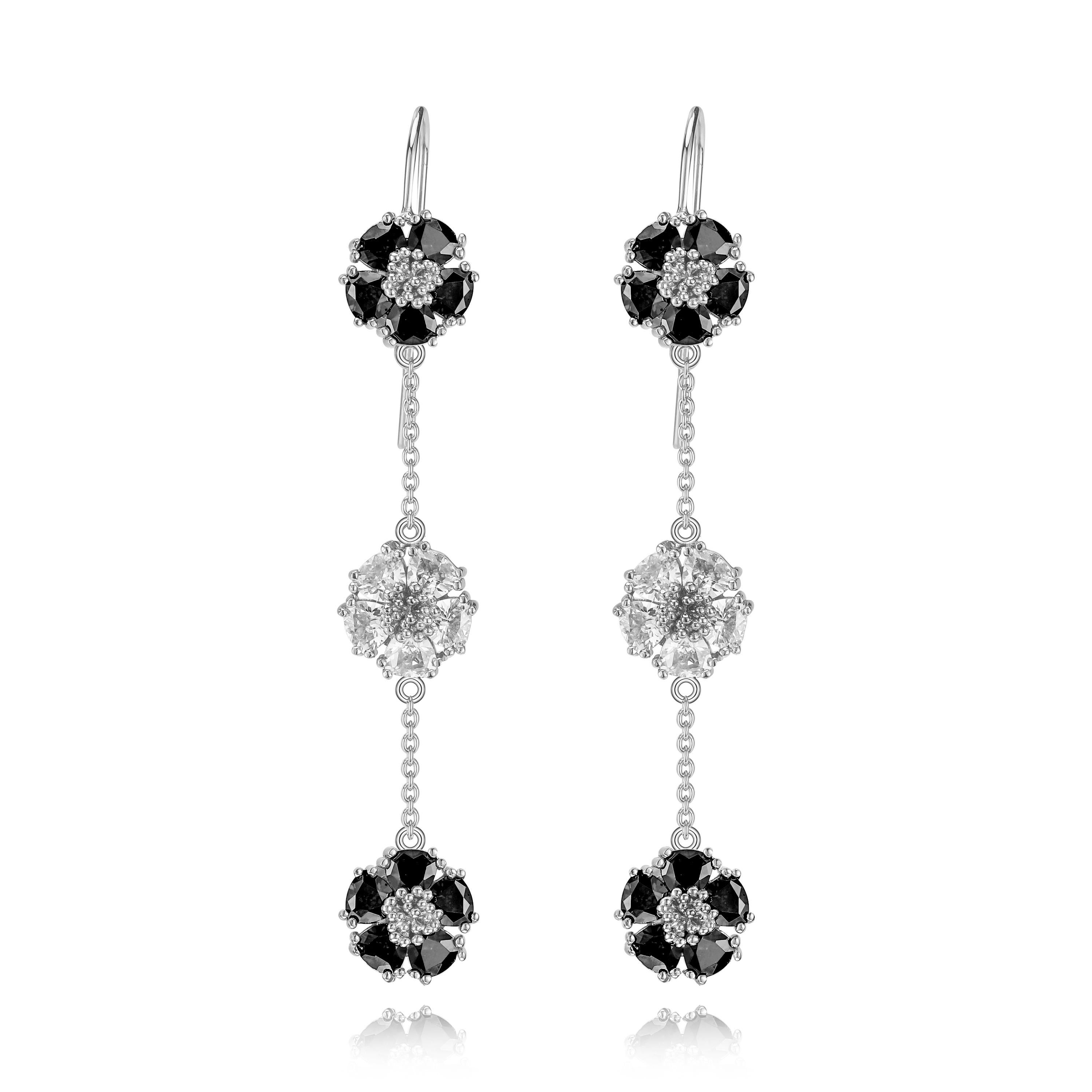 Modern Dark and Light Blue Sapphire and Aquamarine Blossom Gentile Chandelier Earrings For Sale
