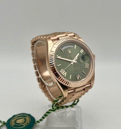 Day-Date Rose Gold 40mm Olive green with box and papers