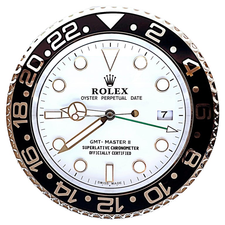 New Dealer's Oyster Perpetual Advertising Rolex Wall Clock, Battery-Powered  For Sale at 1stDibs