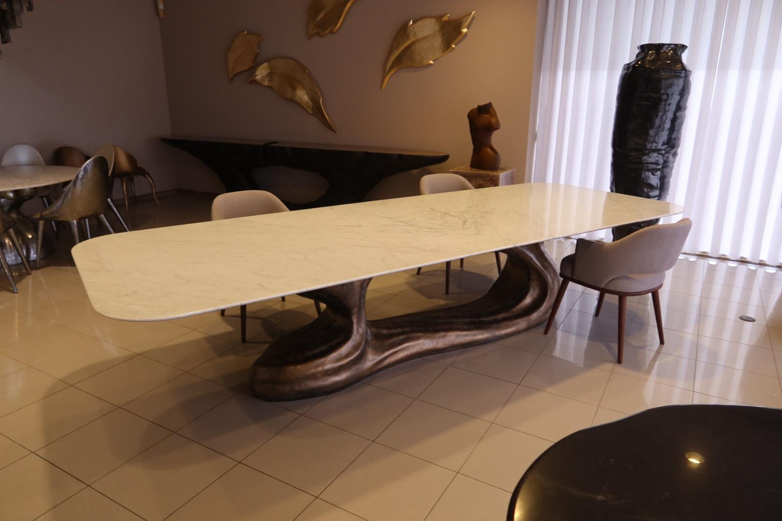 Portuguese New Design Dining Table in Arabescato Marble 10/12 Persons Ready Delivery Now For Sale
