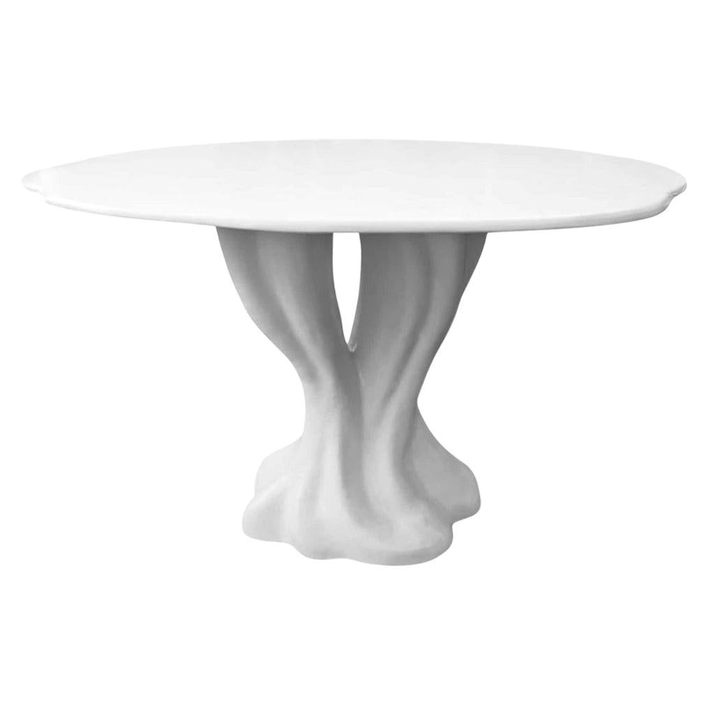 New Design Dining Table in Fiberglass, Lacquered in Matte White 4/6 Persons For Sale