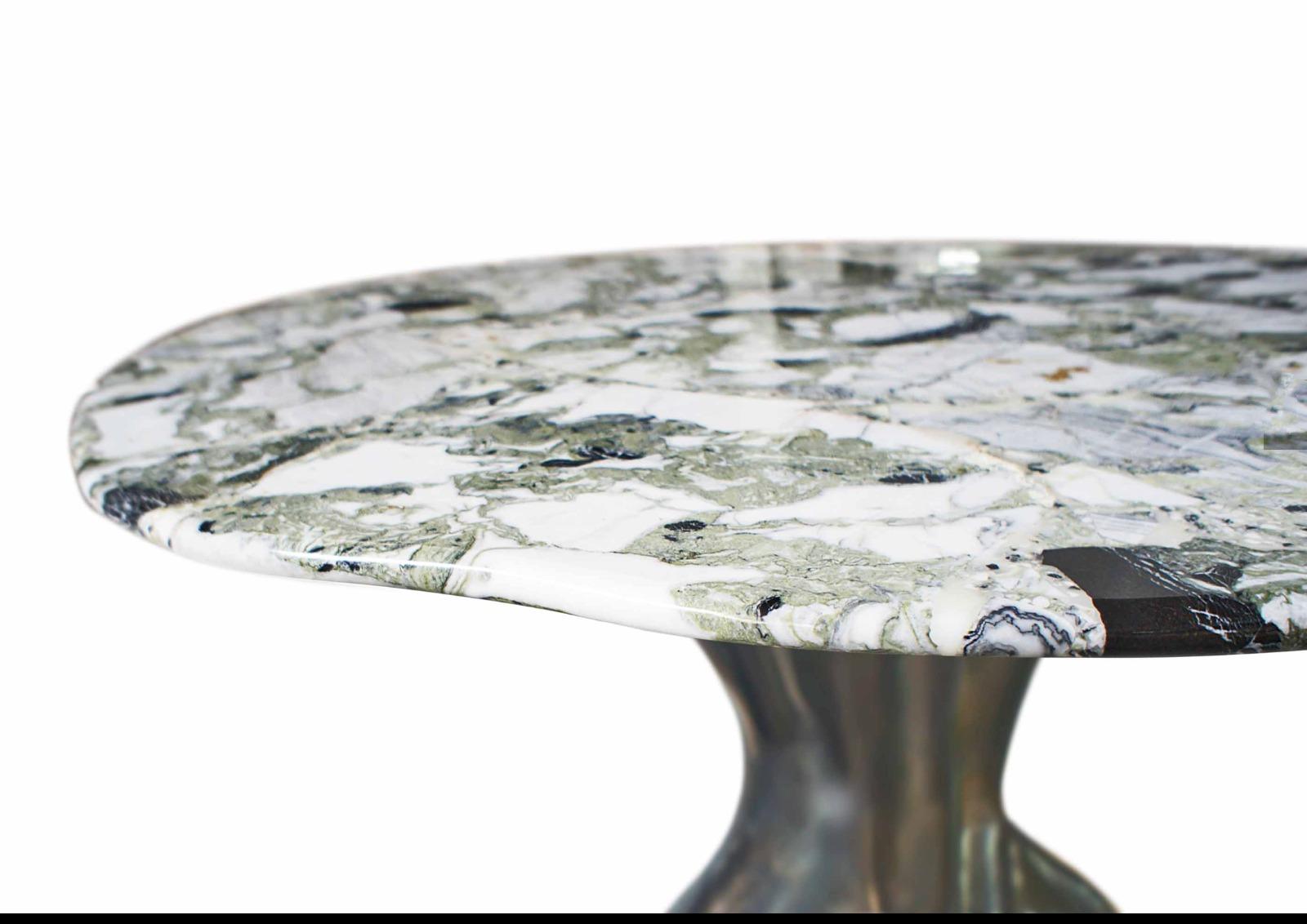 Modern New Design Dining Table in Jade Marble 4 / 6 Persons For Sale