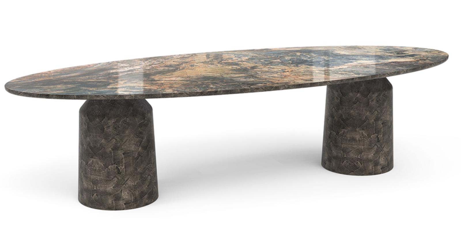 Portugais Table de salle à manger New Design en marbre mat adaptée à l'extérieur en vente