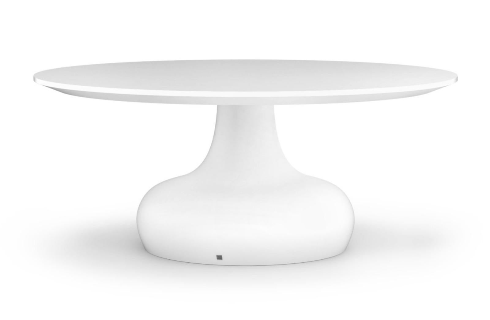 Moderne Table de salle à manger ronde New Design en blanc mat adaptée à l'extérieur SUMMER 2024 en vente